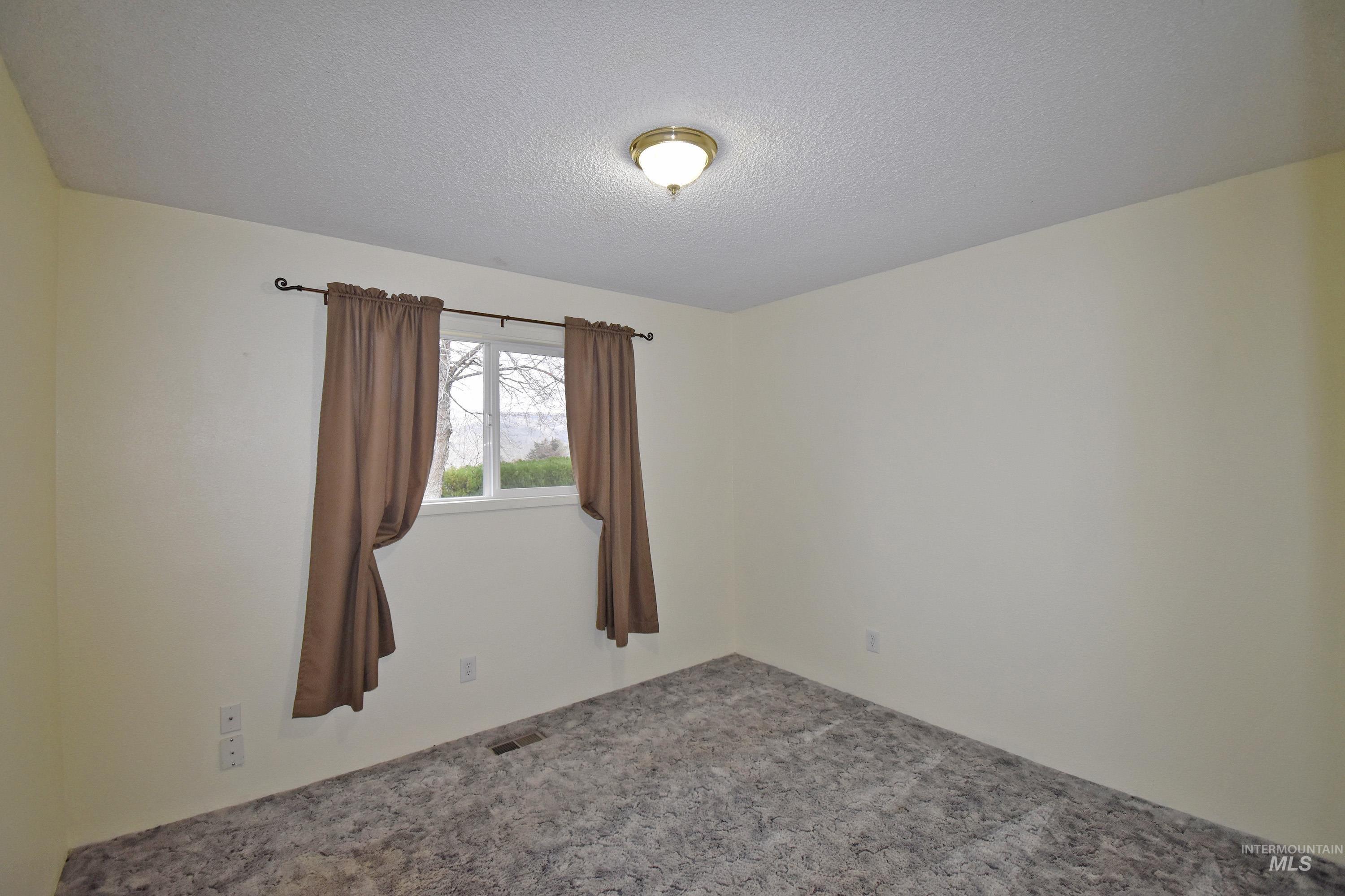 413 Garfield Street, Asotin, Washington 99402, 3 Bedrooms, 3 Bathrooms, Residential For Sale, Price $424,000, 98958656