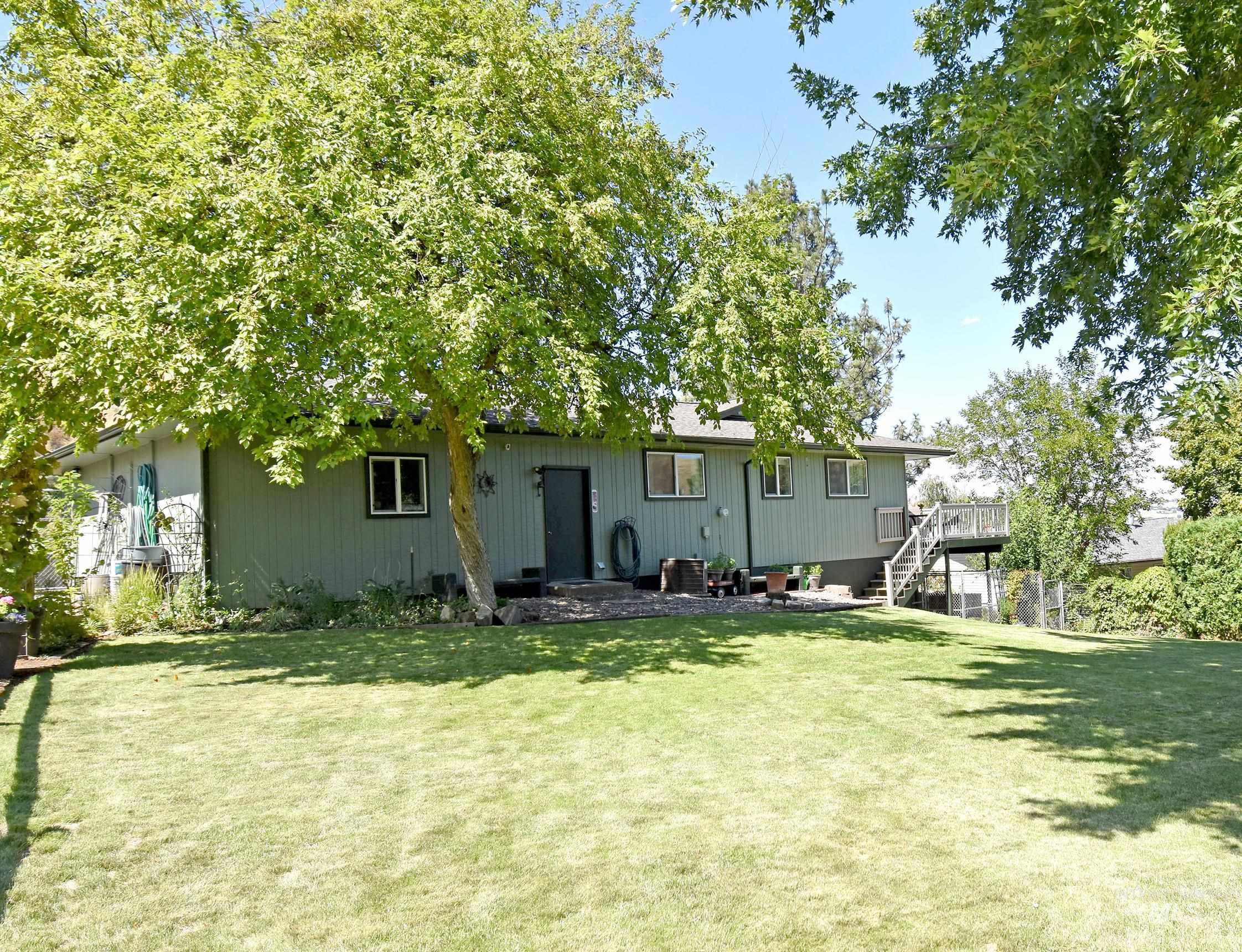 413 Garfield Street, Asotin, Washington 99402, 3 Bedrooms, 3 Bathrooms, Residential For Sale, Price $424,000, 98958656