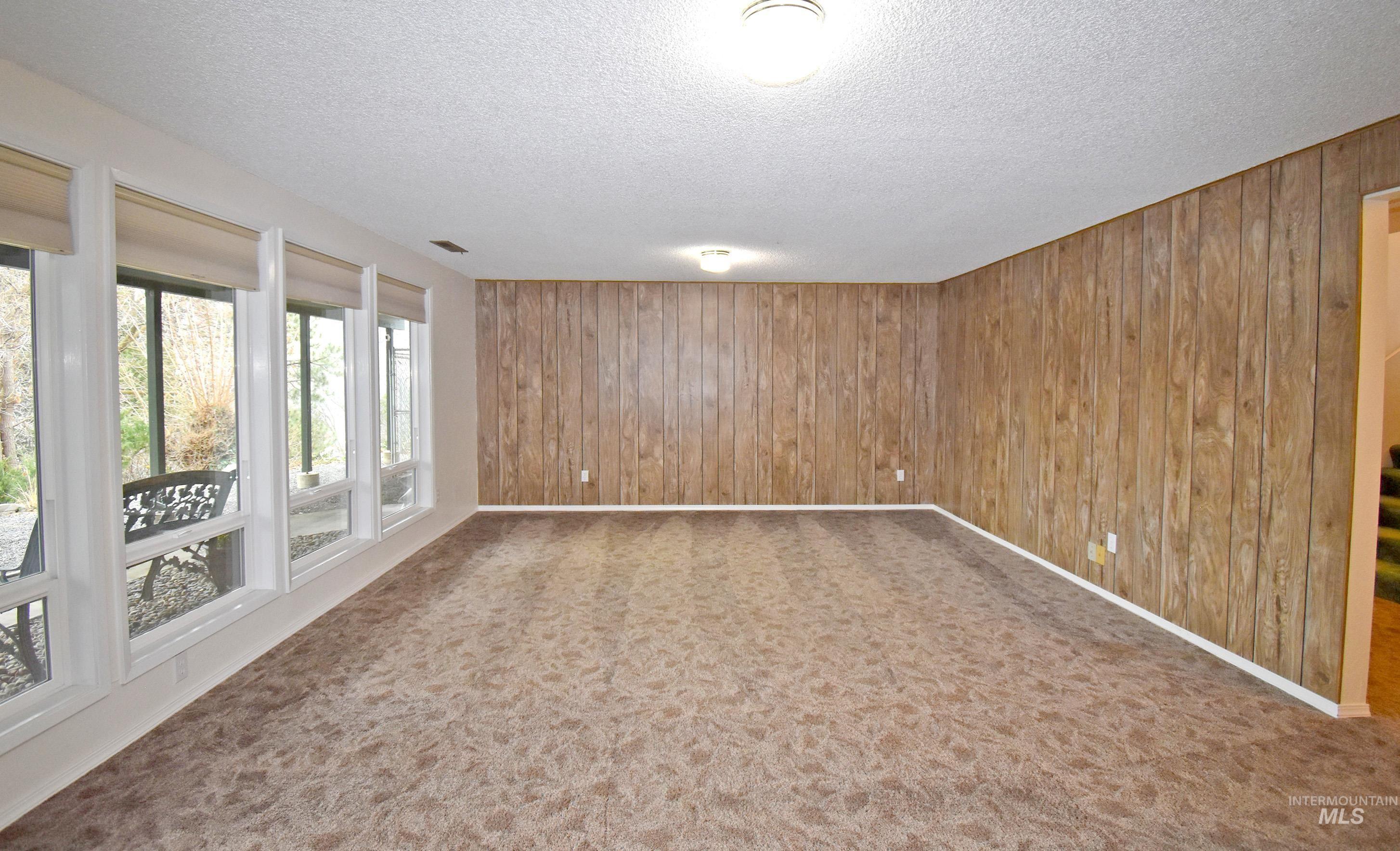 413 Garfield Street, Asotin, Washington 99402, 3 Bedrooms, 3 Bathrooms, Residential For Sale, Price $424,000, 98958656