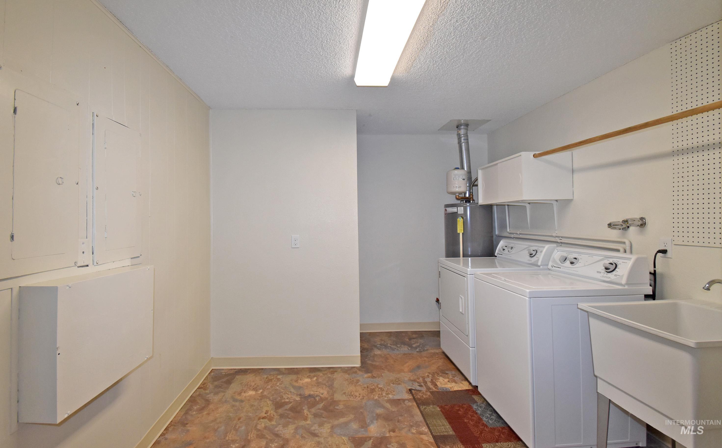 413 Garfield Street, Asotin, Washington 99402, 3 Bedrooms, 3 Bathrooms, Residential For Sale, Price $475,000,MLS 98958656