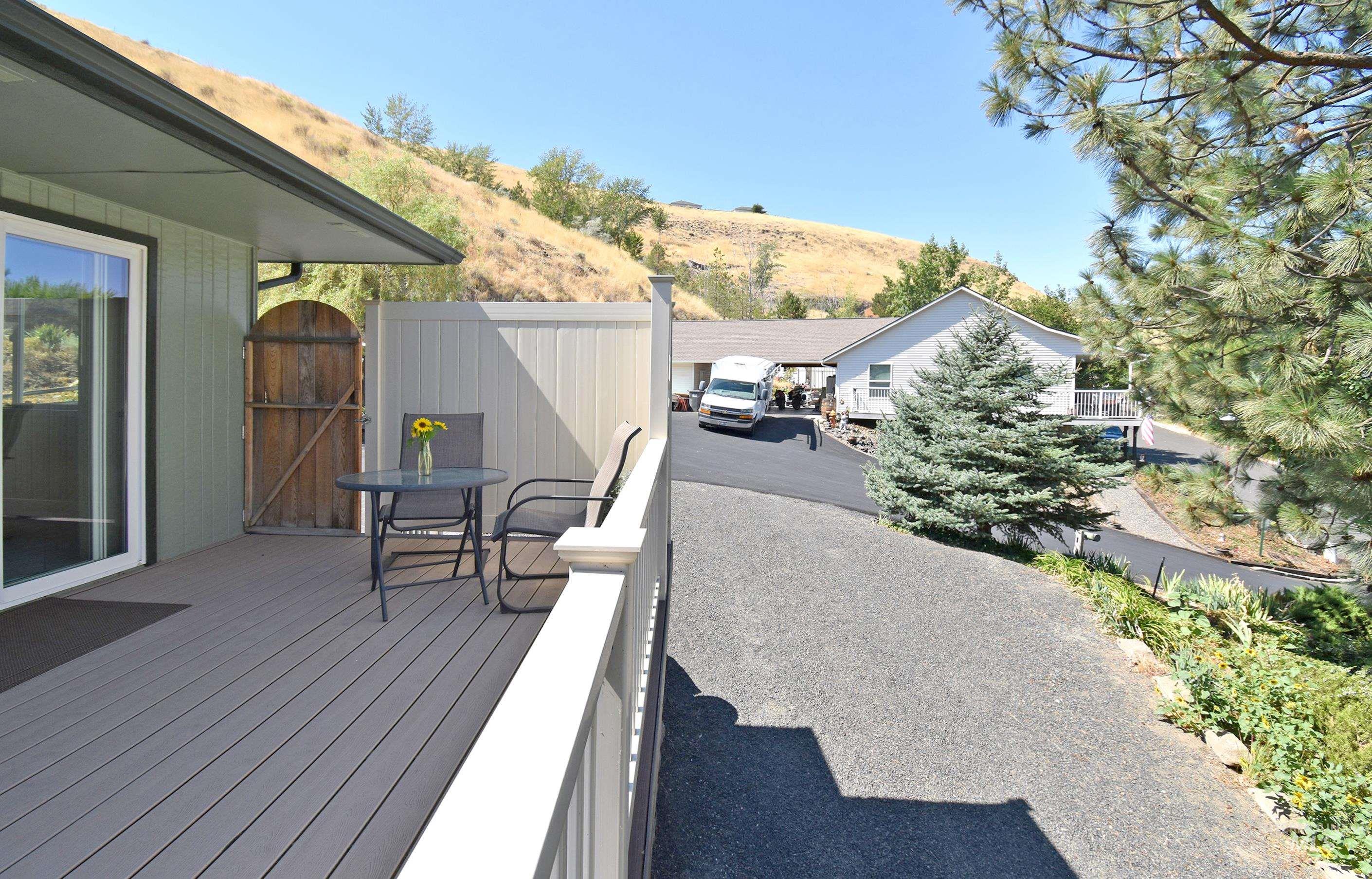 413 Garfield Street, Asotin, Washington 99402, 3 Bedrooms, 3 Bathrooms, Residential For Sale, Price $475,000,MLS 98958656