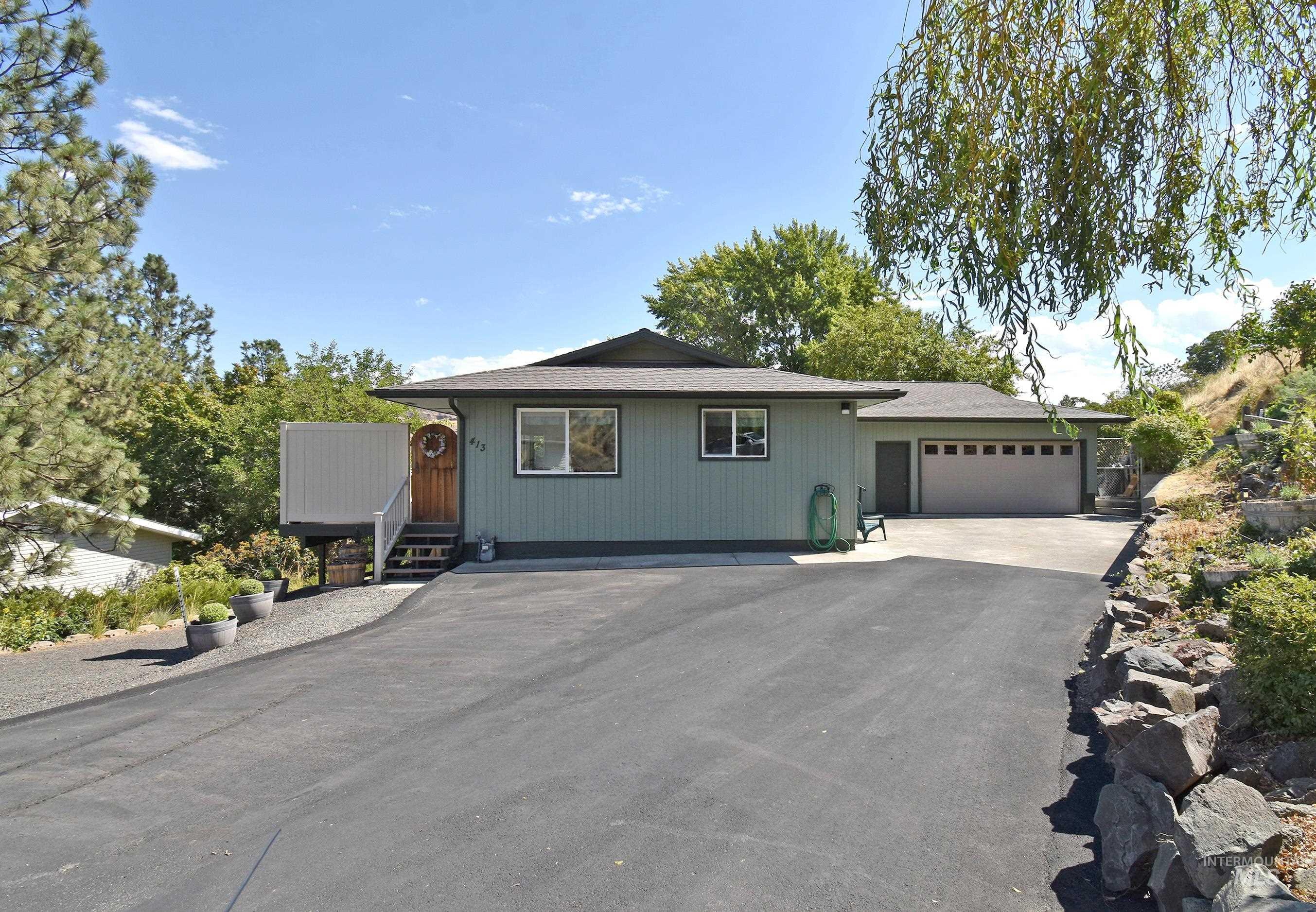 413 Garfield Street, Asotin, Washington 99402, 3 Bedrooms, 3 Bathrooms, Residential For Sale, Price $475,000,MLS 98958656