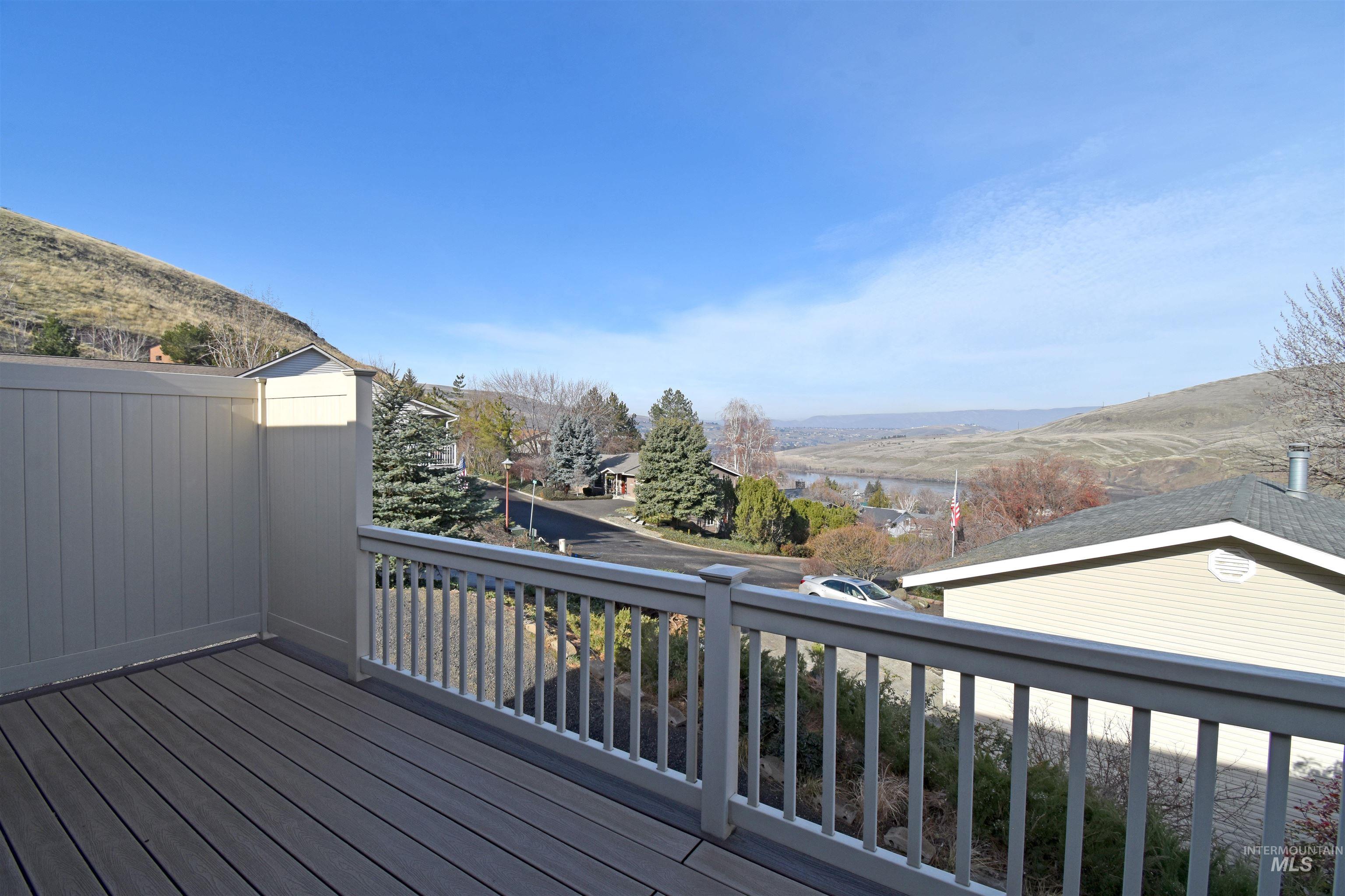 413 Garfield Street, Asotin, Washington 99402, 3 Bedrooms, 3 Bathrooms, Residential For Sale, Price $475,000, 98958656