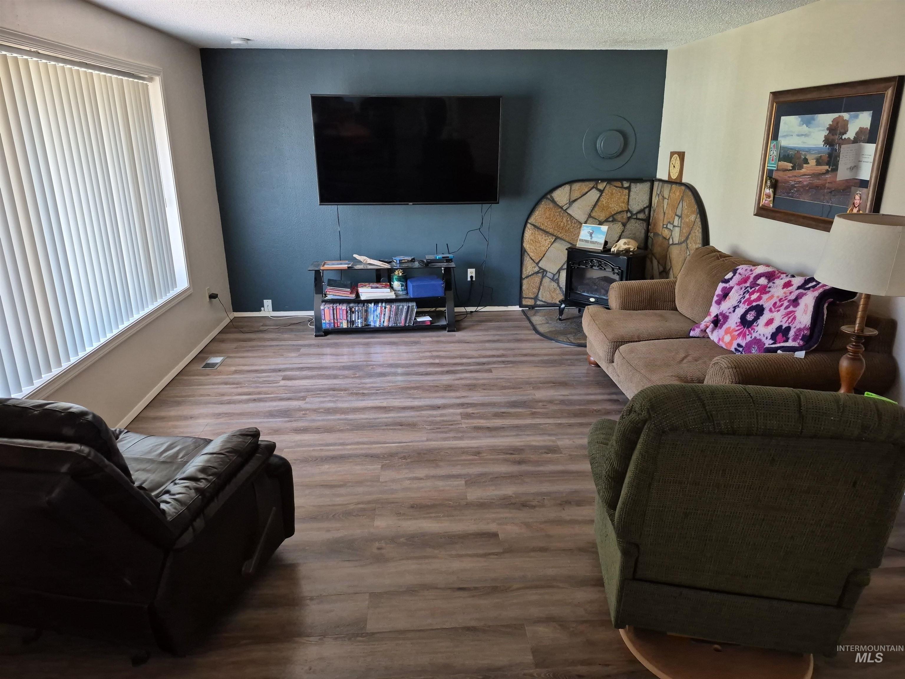 701 Wheeler St, Kendrick, Idaho 83537, 3 Bedrooms, 1 Bathroom, Residential For Sale, Price $309,000, 98958660