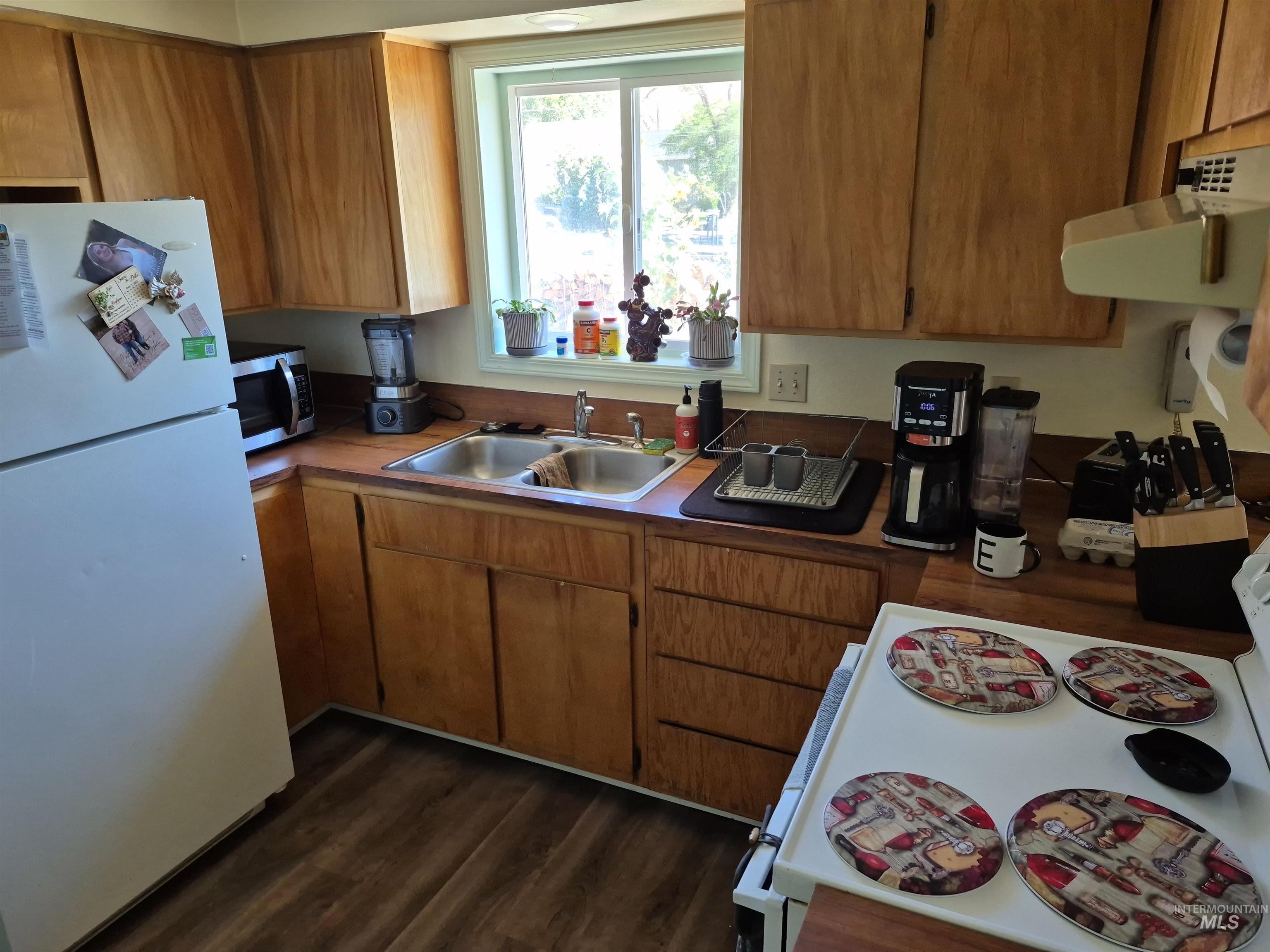 701 Wheeler St, Kendrick, Idaho 83537, 3 Bedrooms, 1 Bathroom, Residential For Sale, Price $309,000, 98958660