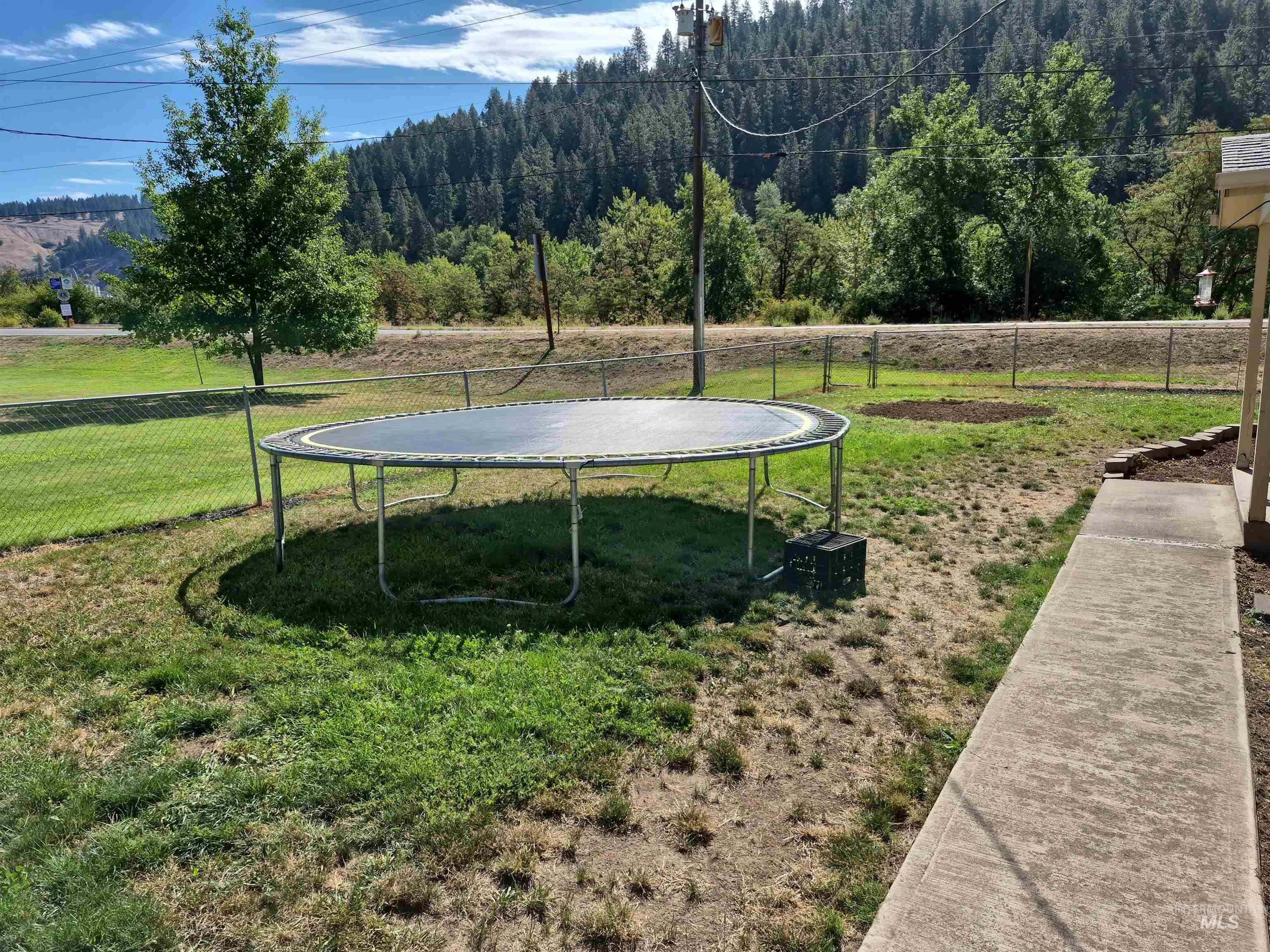 701 Wheeler St, Kendrick, Idaho 83537, 3 Bedrooms, 1 Bathroom, Residential For Sale, Price $309,000, 98958660