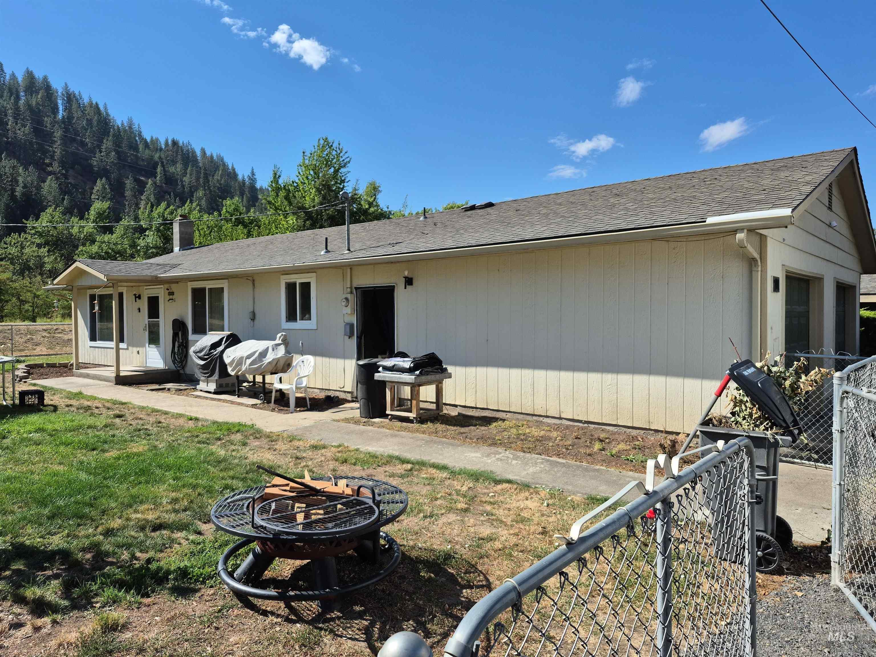 701 Wheeler St, Kendrick, Idaho 83537, 3 Bedrooms, 1 Bathroom, Residential For Sale, Price $309,000, 98958660