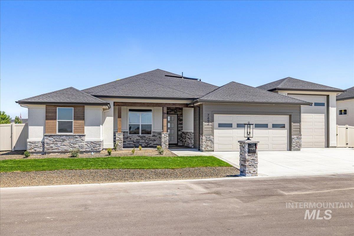 7492 E Newcastle Dr, Nampa, Idaho 83687, 3 Bedrooms, 2.5 Bathrooms, Residential For Sale, Price $915,000,MLS 98958702