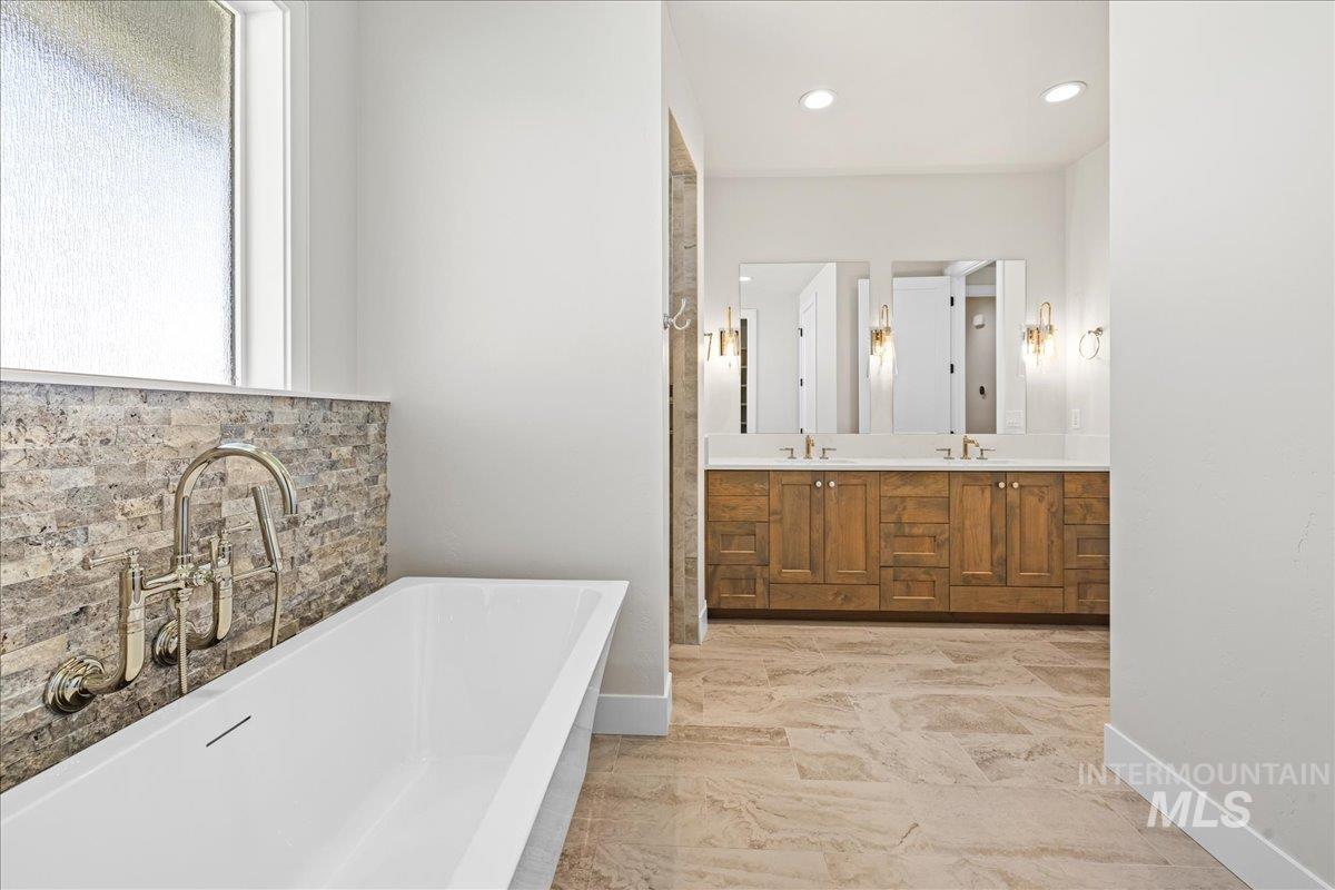 7492 E Newcastle Dr, Nampa, Idaho 83687, 3 Bedrooms, 2.5 Bathrooms, Residential For Sale, Price $915,000,MLS 98958702