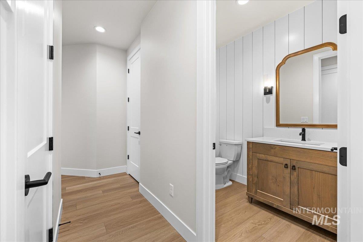 7492 E Newcastle Dr, Nampa, Idaho 83687, 3 Bedrooms, 2.5 Bathrooms, Residential For Sale, Price $915,000,MLS 98958702