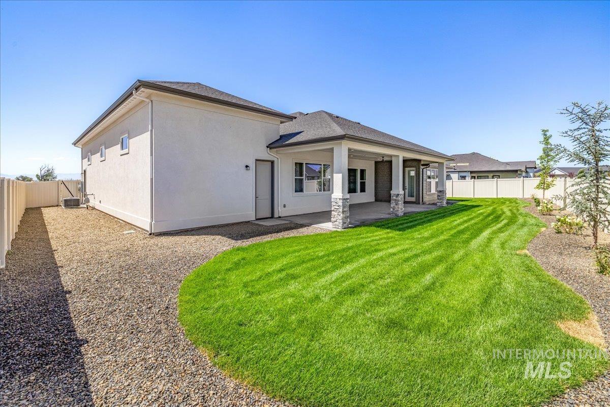 7492 E Newcastle Dr, Nampa, Idaho 83687, 3 Bedrooms, 2.5 Bathrooms, Residential For Sale, Price $915,000,MLS 98958702