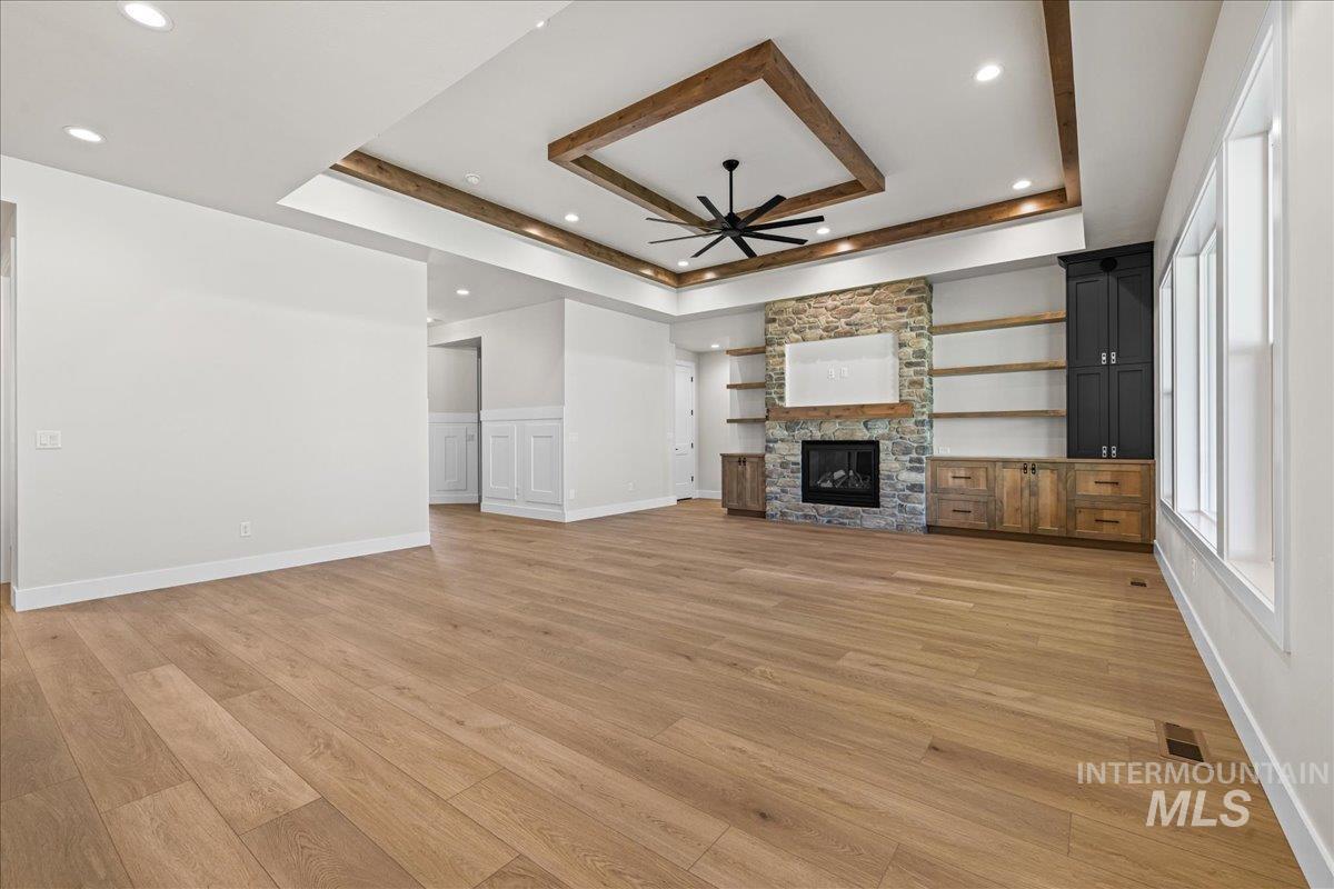 7492 E Newcastle Dr, Nampa, Idaho 83687, 3 Bedrooms, 2.5 Bathrooms, Residential For Sale, Price $915,000,MLS 98958702