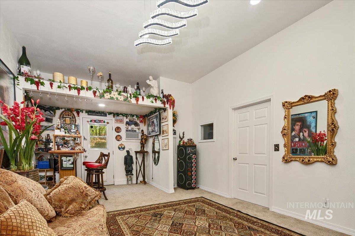 5674 N Heathrow Way, Boise, Idaho 83713, 3 Bedrooms, 2.5 Bathrooms, Residential For Sale, Price $587,900,MLS 98958732