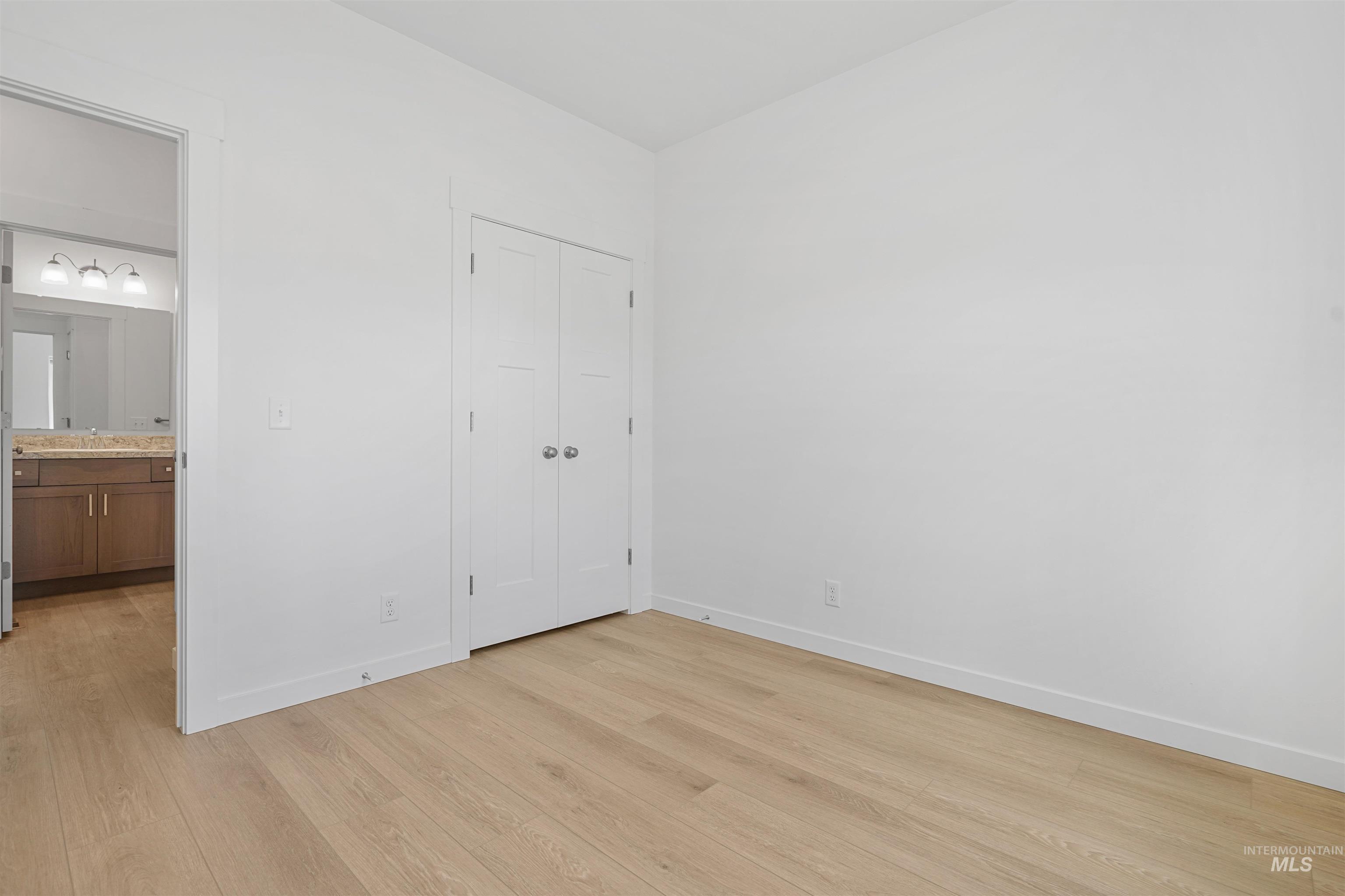 1432 Heritage Drive, Heyburn, Idaho 83336, 4 Bedrooms, 2 Bathrooms, Residential For Sale, Price $355,000,MLS 98958742