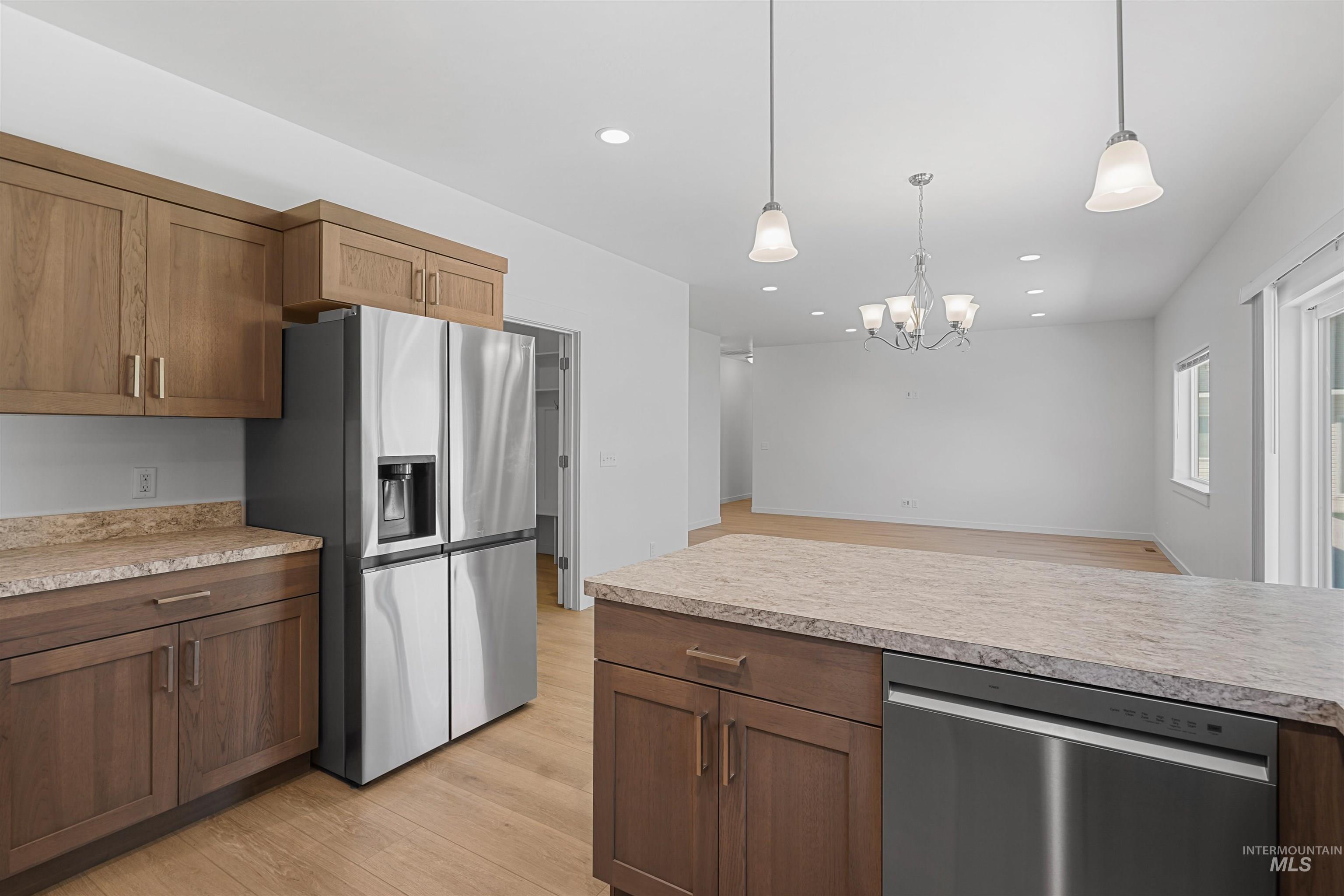 1432 Heritage Drive, Heyburn, Idaho 83336, 4 Bedrooms, 2 Bathrooms, Residential For Sale, Price $355,000,MLS 98958742