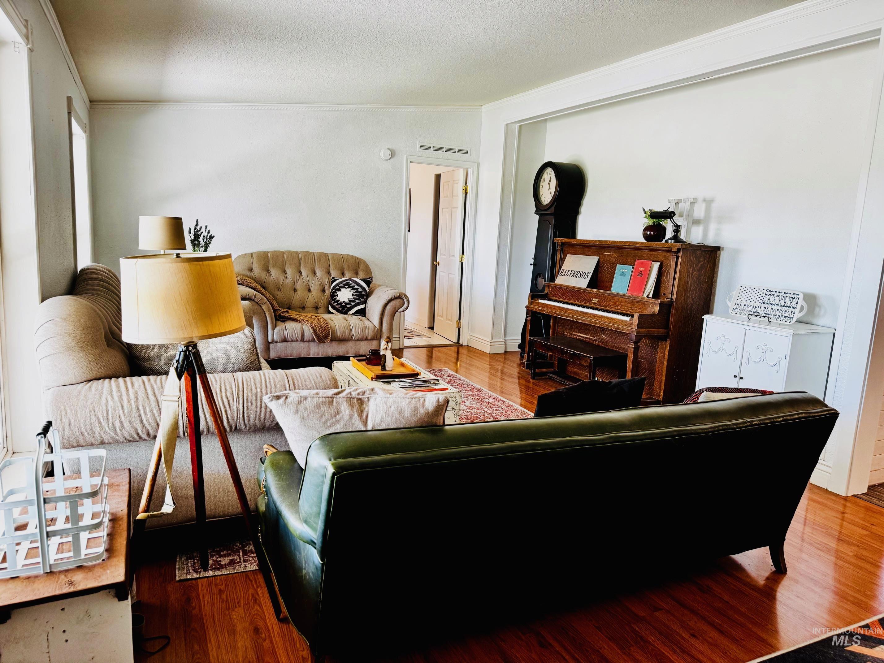 275 N Meridian, Rupert, Idaho 83350, 6 Bedrooms, 2 Bathrooms, Residential For Sale, Price $462,500, 98958748