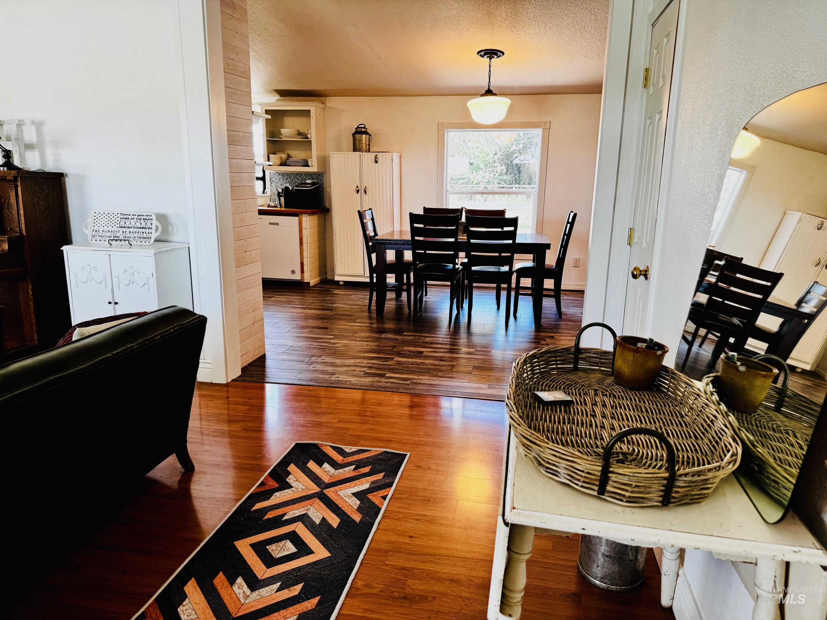 275 N Meridian, Rupert, Idaho 83350, 6 Bedrooms, 2 Bathrooms, Residential For Sale, Price $462,500, 98958748