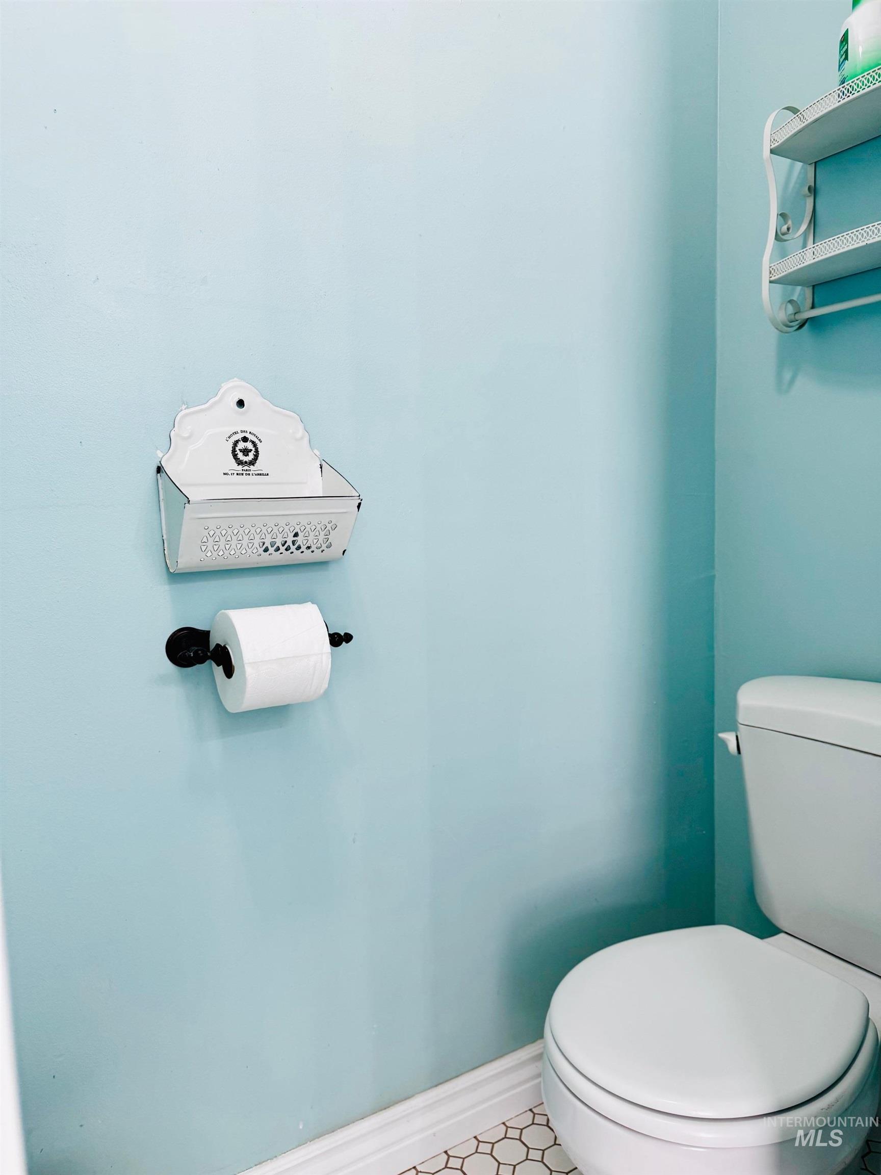 275 N Meridian, Rupert, Idaho 83350, 6 Bedrooms, 2 Bathrooms, Residential For Sale, Price $462,500, 98958748