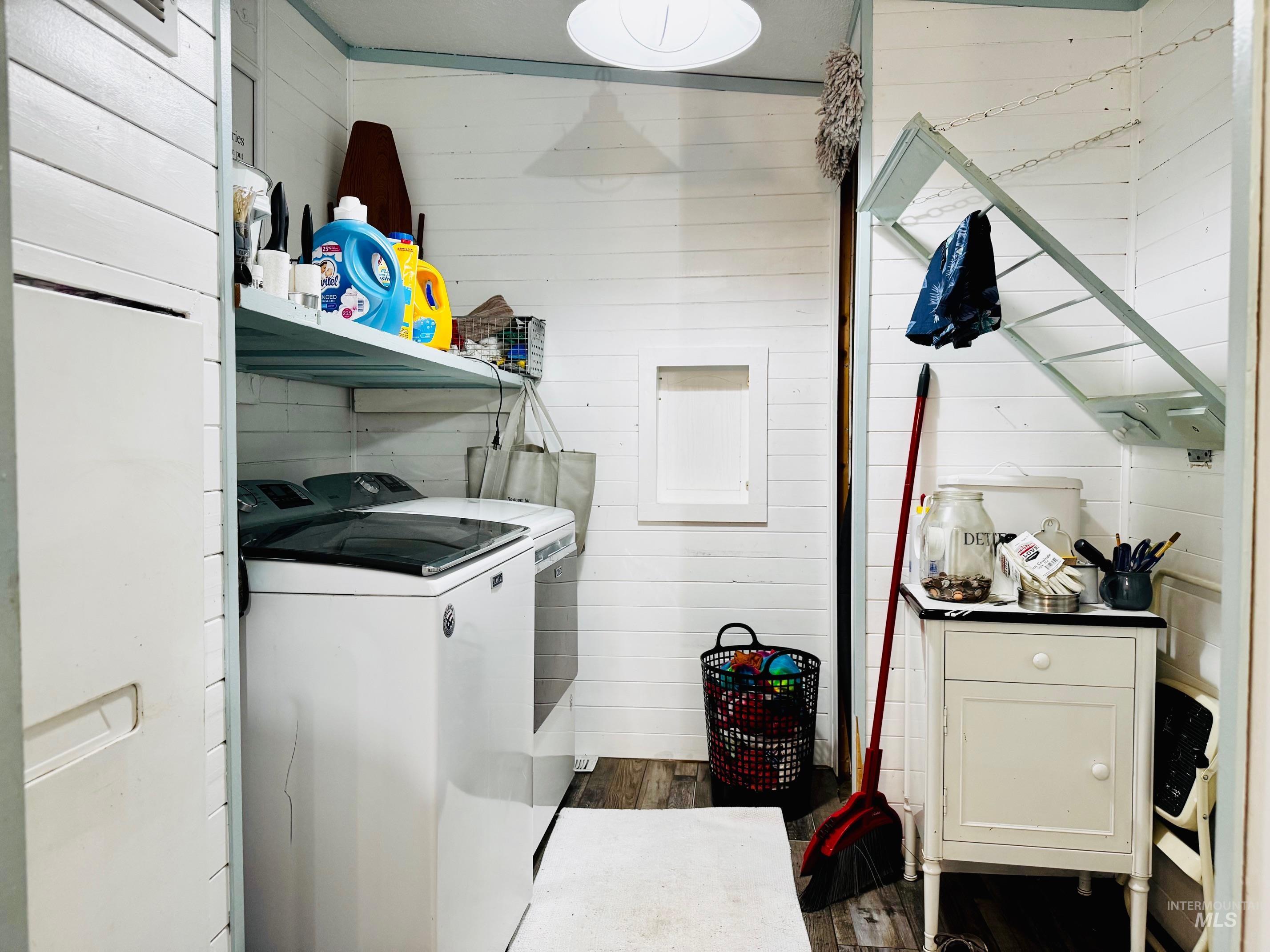 275 N Meridian, Rupert, Idaho 83350, 6 Bedrooms, 2 Bathrooms, Residential For Sale, Price $462,500, 98958748