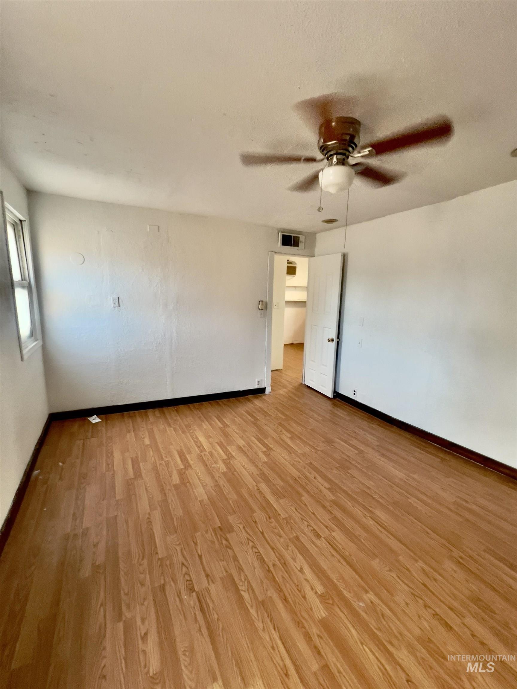 556 Gardner Ave, Twin Falls, Idaho 83301, 1 Bedroom, 1 Bathroom, Residential For Sale, Price $149,000,MLS 98958758