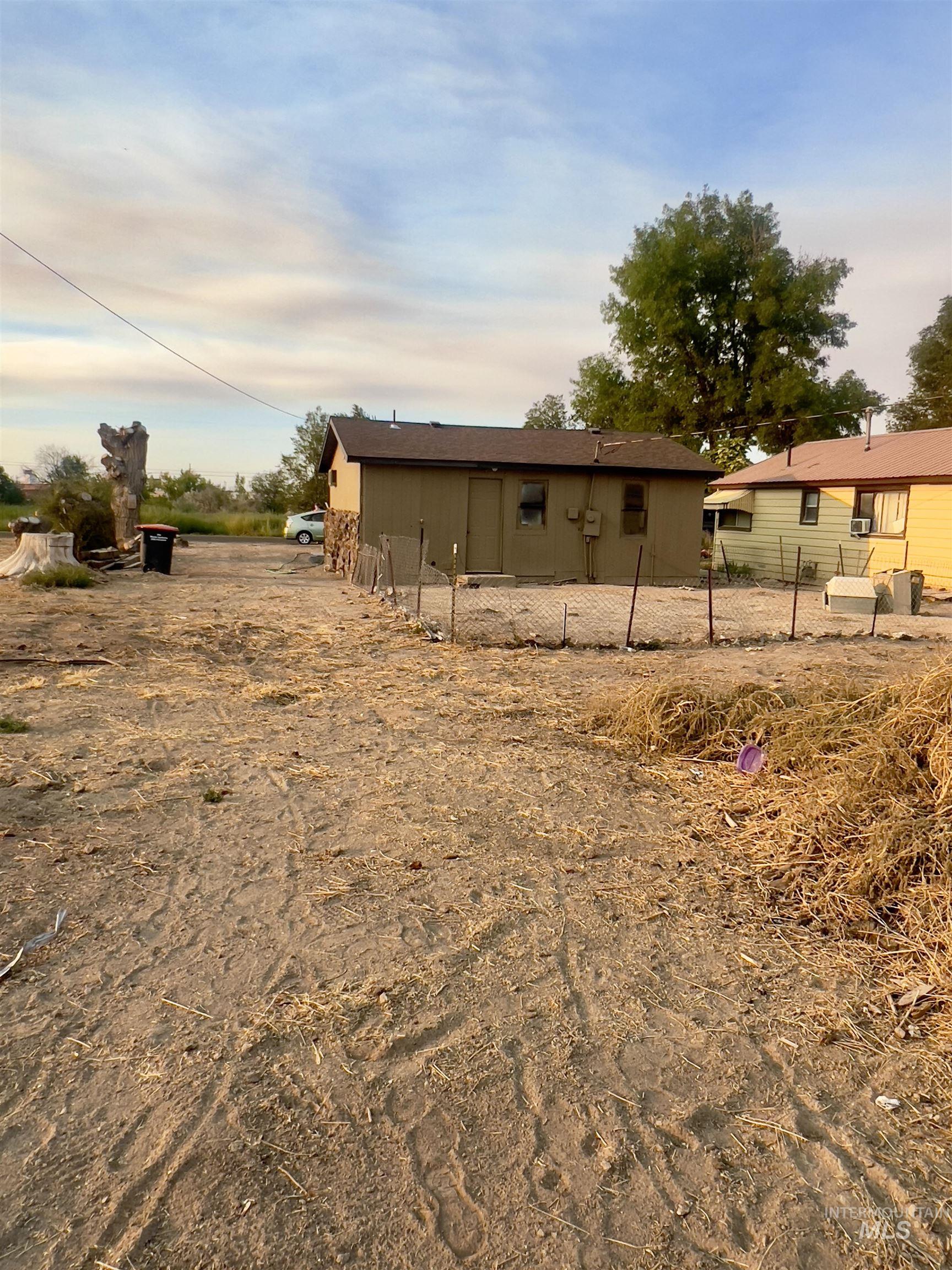 556 Gardner Ave, Twin Falls, Idaho 83301, 1 Bedroom, 1 Bathroom, Residential For Sale, Price $149,000,MLS 98958758