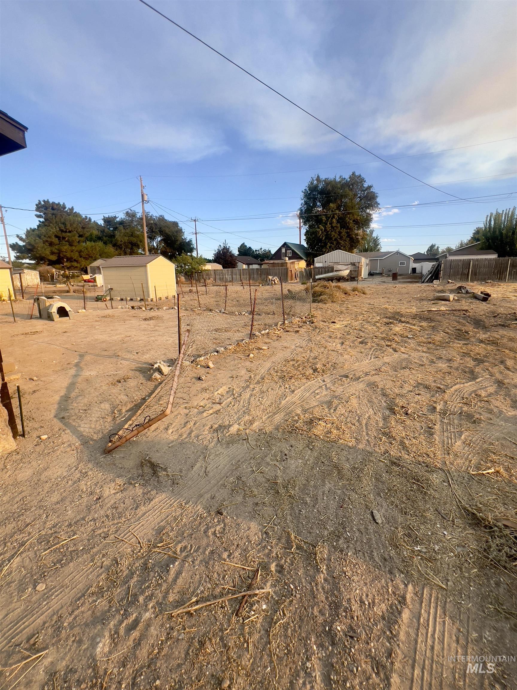 556 Gardner Ave, Twin Falls, Idaho 83301, 1 Bedroom, 1 Bathroom, Residential For Sale, Price $149,000,MLS 98958758