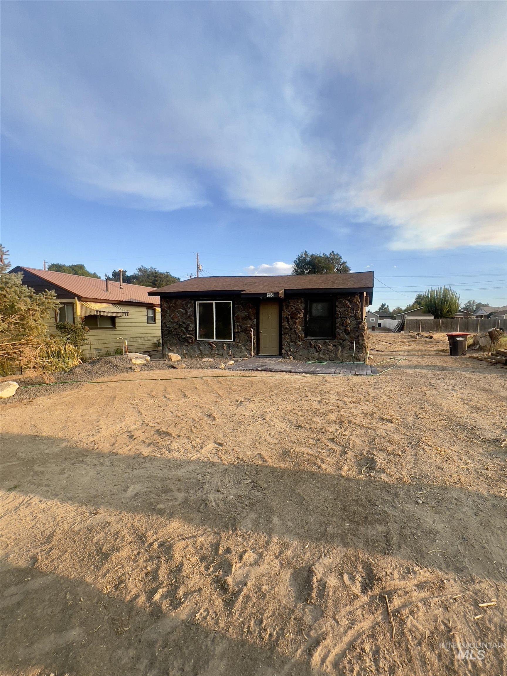 556 Gardner Ave, Twin Falls, Idaho 83301, 1 Bedroom, 1 Bathroom, Residential For Sale, Price $149,000,MLS 98958758