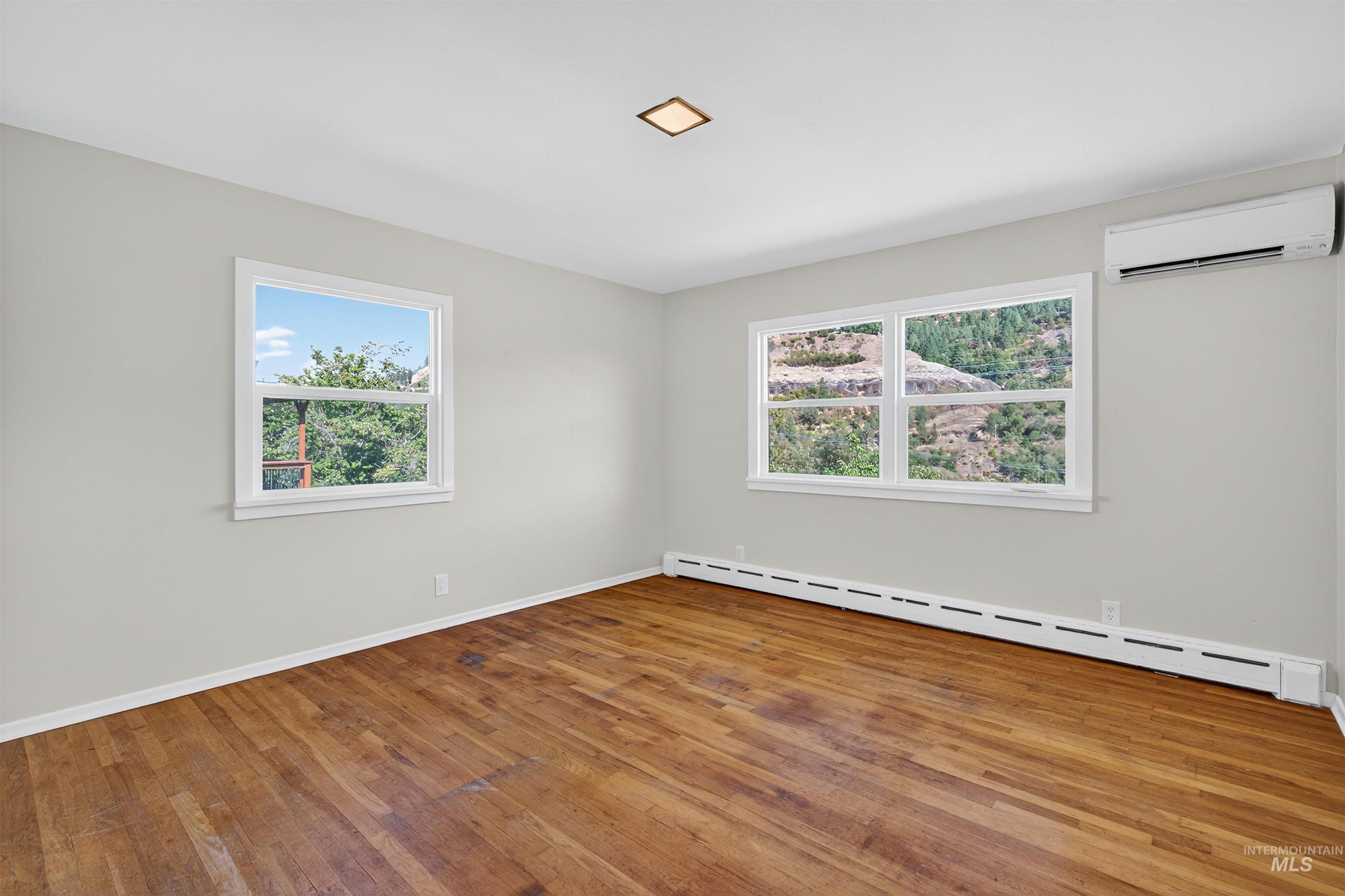 164 State St, Juliaetta, Idaho 83535, 3 Bedrooms, 2 Bathrooms, Residential For Sale, Price $388,500,MLS 98958788