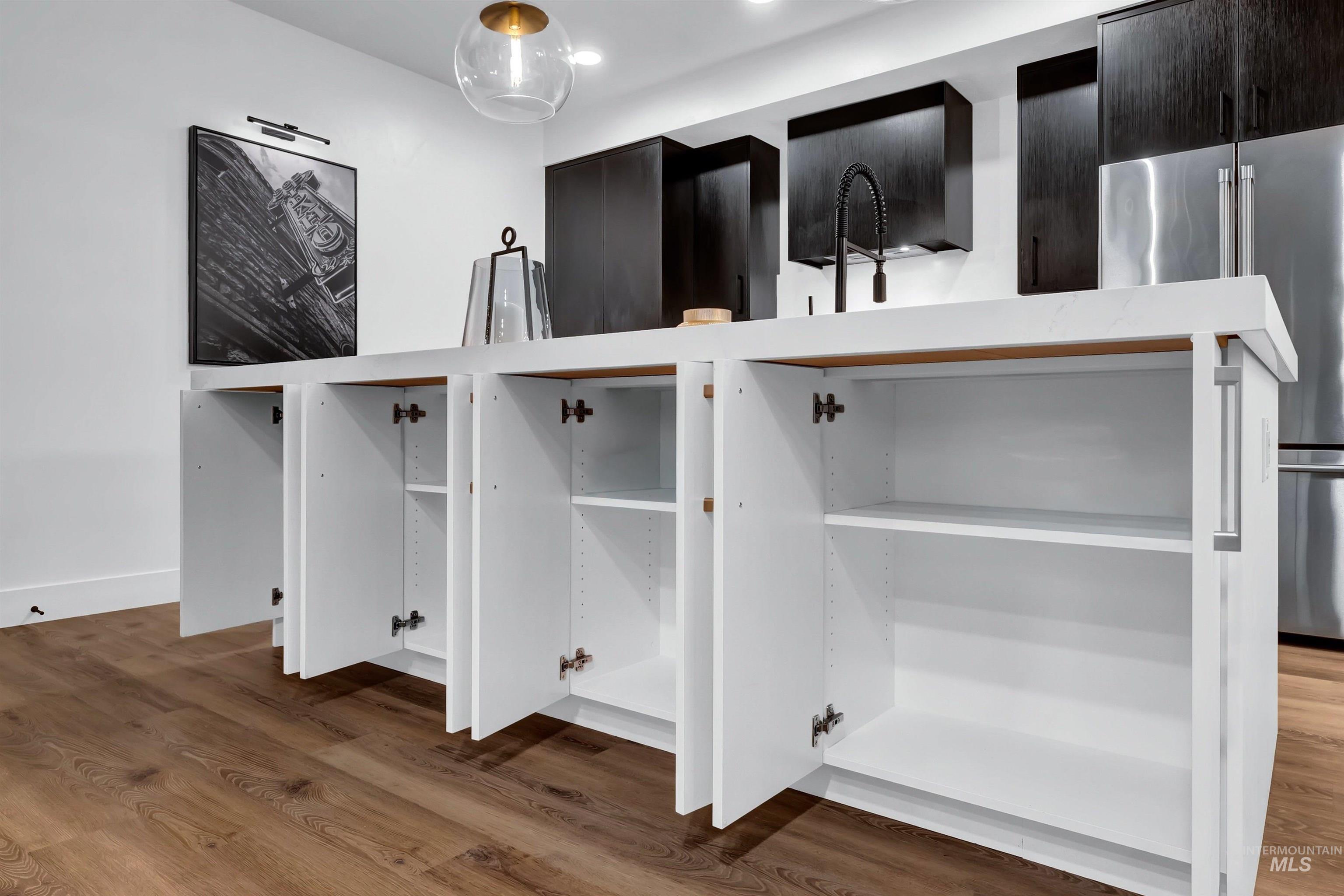 1620 W Bannock Street, Boise, Idaho 83702-5282, 2 Bedrooms, 2 Bathrooms, Residential For Sale, Price $614,900,MLS 98958831