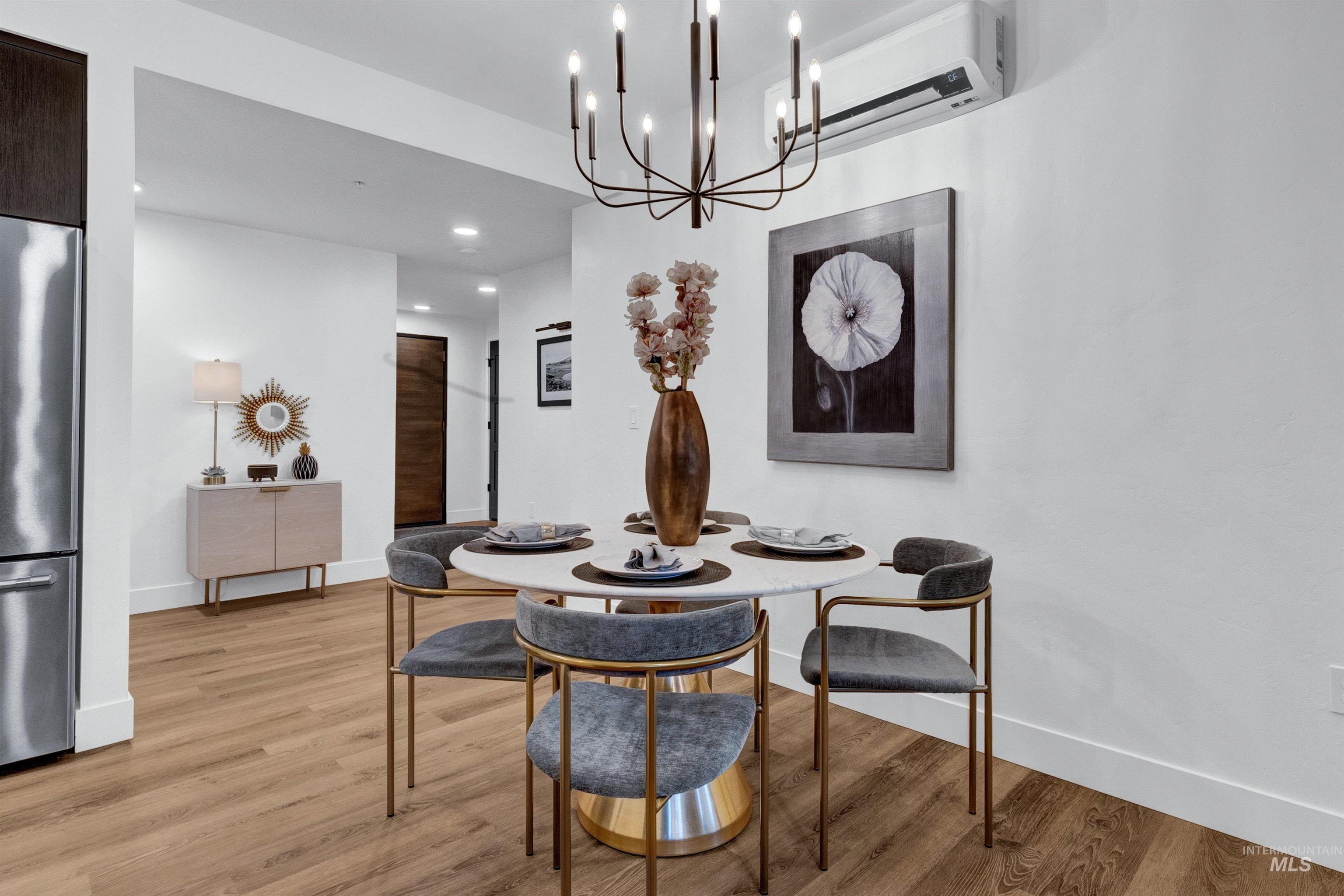 1620 W Bannock Street, Boise, Idaho 83702-5282, 2 Bedrooms, 2 Bathrooms, Residential For Sale, Price $614,900,MLS 98958831