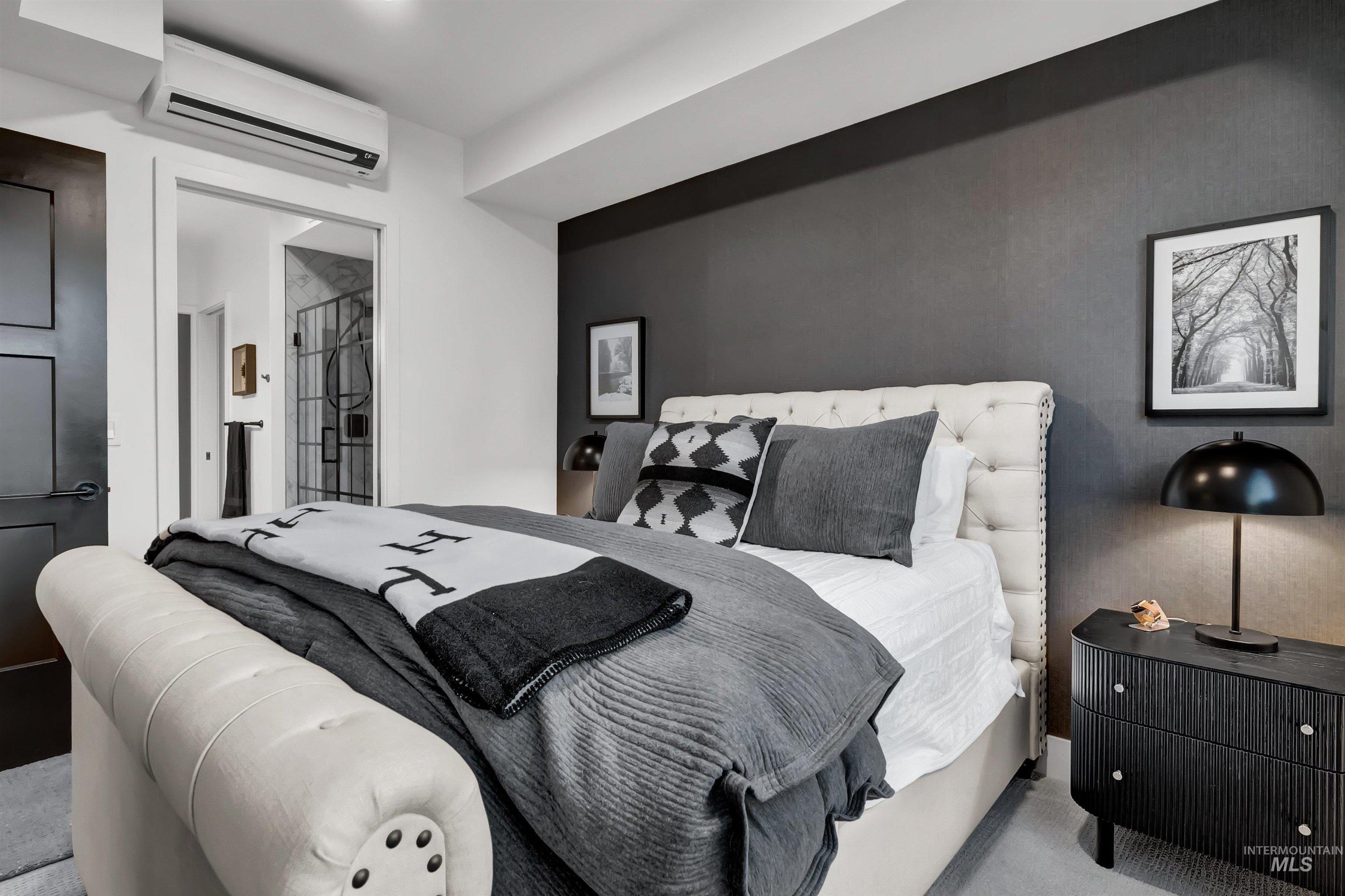 1620 W Bannock Street, Boise, Idaho 83702-5282, 2 Bedrooms, 2 Bathrooms, Residential For Sale, Price $614,900,MLS 98958831