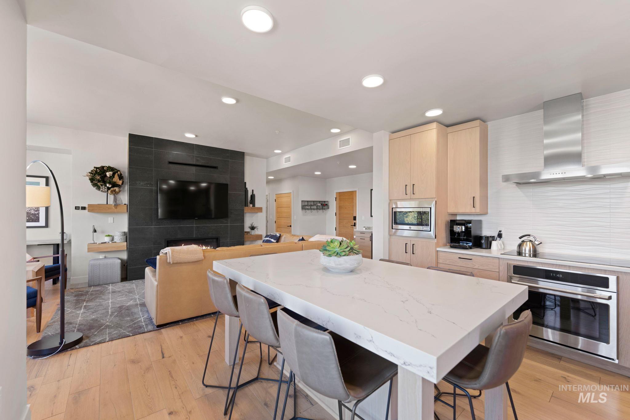 720 Village Drive, Donnelly, Idaho 83615, 3 Bedrooms, 2 Bathrooms, Residential For Sale, Price $1,499,000,MLS 98958851