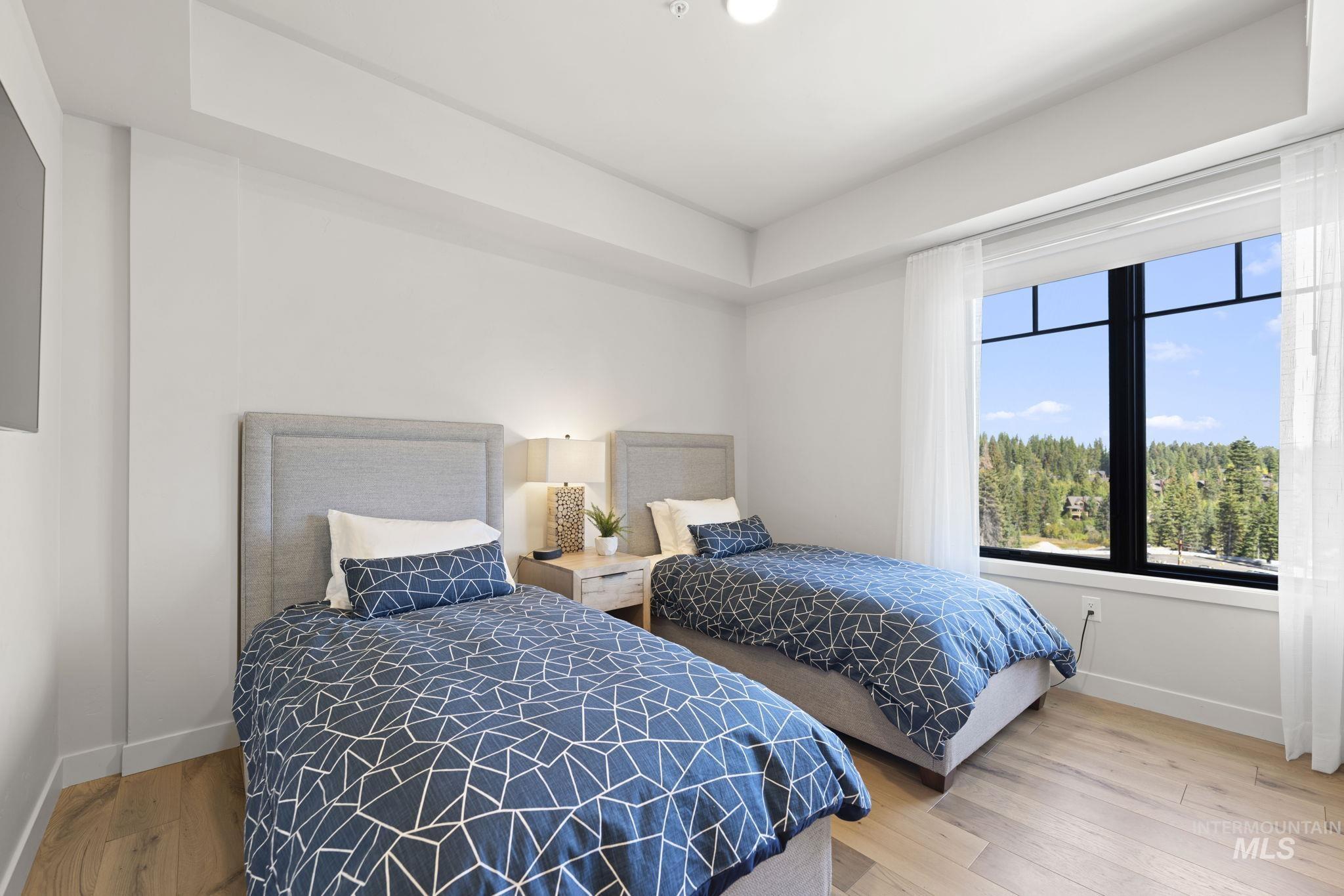 720 Village Drive, Donnelly, Idaho 83615, 3 Bedrooms, 2 Bathrooms, Residential For Sale, Price $1,499,000,MLS 98958851