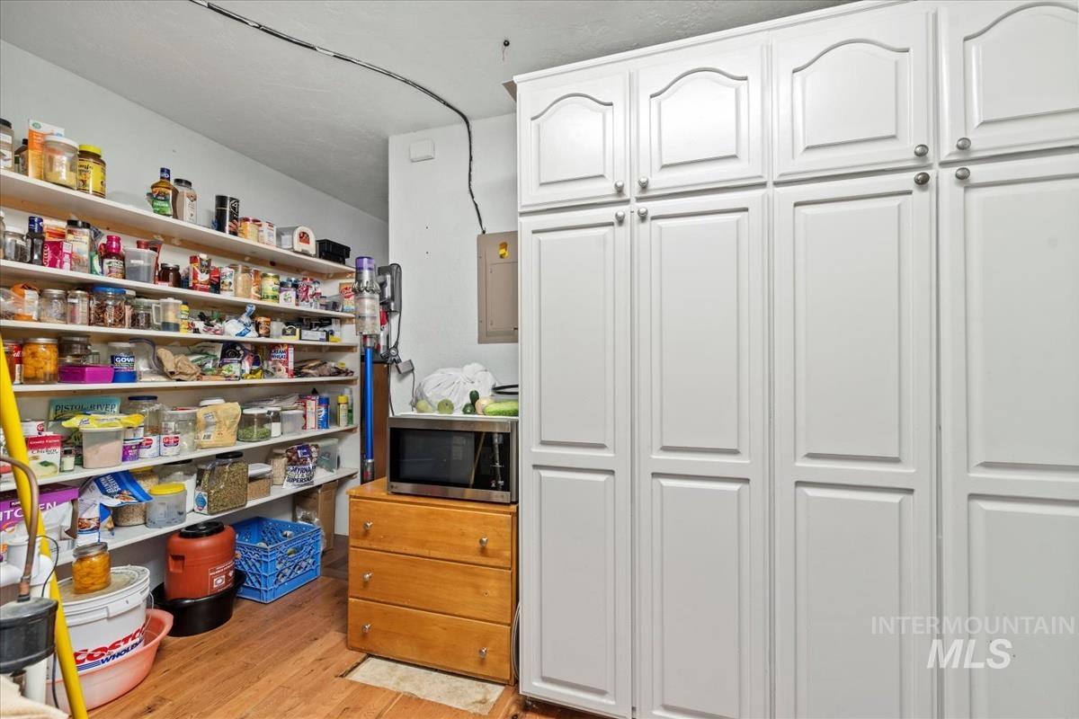 1153 N Big Tree Ln, Kuna, Idaho 83634, 3 Bedrooms, 2 Bathrooms, Residential For Sale, Price $799,900,MLS 98958937