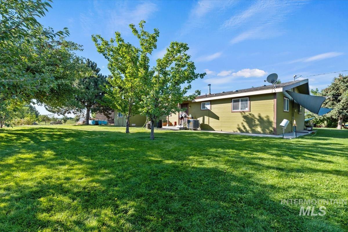 1153 N Big Tree Ln, Kuna, Idaho 83634, 3 Bedrooms, 2 Bathrooms, Residential For Sale, Price $799,900,MLS 98958937