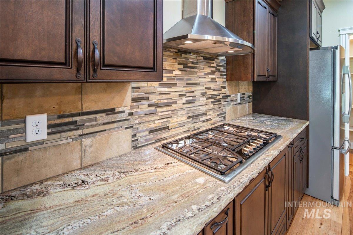 3308 N Acre Ln, Boise, Idaho 83704, 3 Bedrooms, 2.5 Bathrooms, Residential For Sale, Price $680,000,MLS 98959013