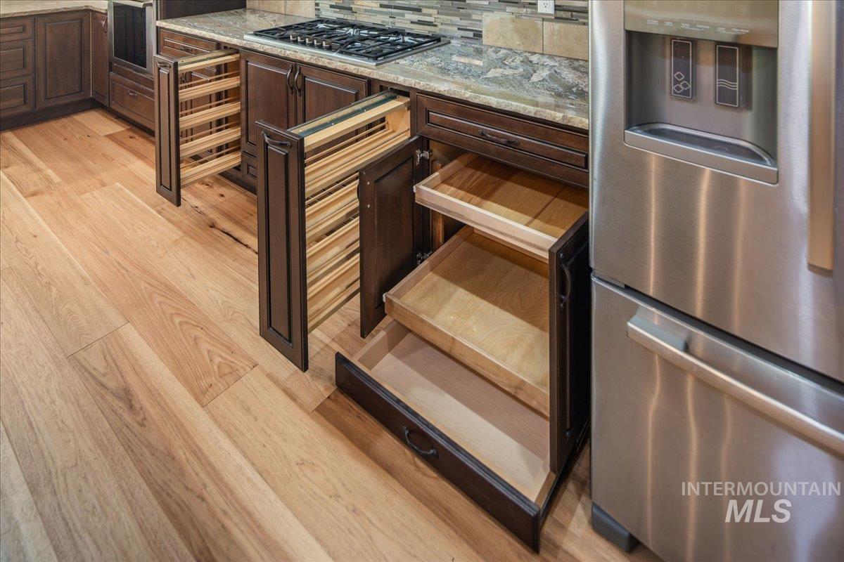 3308 N Acre Ln, Boise, Idaho 83704, 3 Bedrooms, 2.5 Bathrooms, Residential For Sale, Price $680,000,MLS 98959013