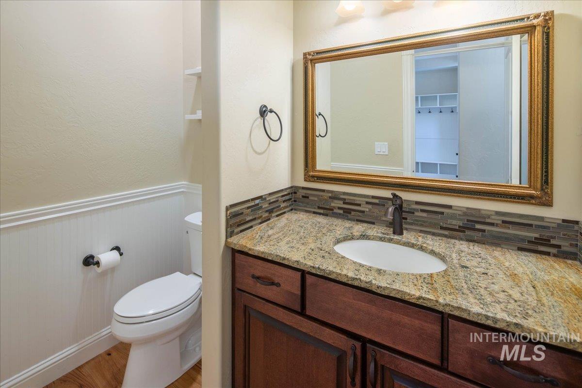 3308 N Acre Ln, Boise, Idaho 83704, 3 Bedrooms, 2.5 Bathrooms, Residential For Sale, Price $680,000,MLS 98959013