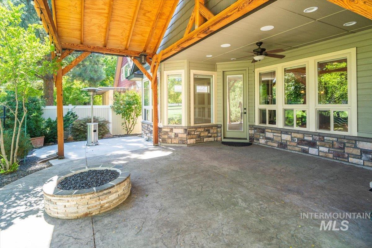 3308 N Acre Ln, Boise, Idaho 83704, 3 Bedrooms, 2.5 Bathrooms, Residential For Sale, Price $680,000,MLS 98959013