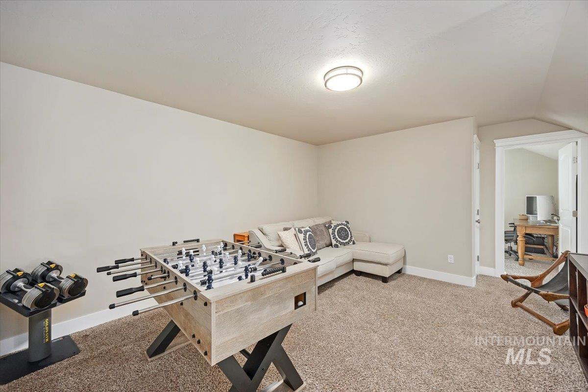 583 Pioneer Dr, Jerome, Idaho 83338, 3 Bedrooms, 3 Bathrooms, Residential For Sale, Price $585,900, 98959016