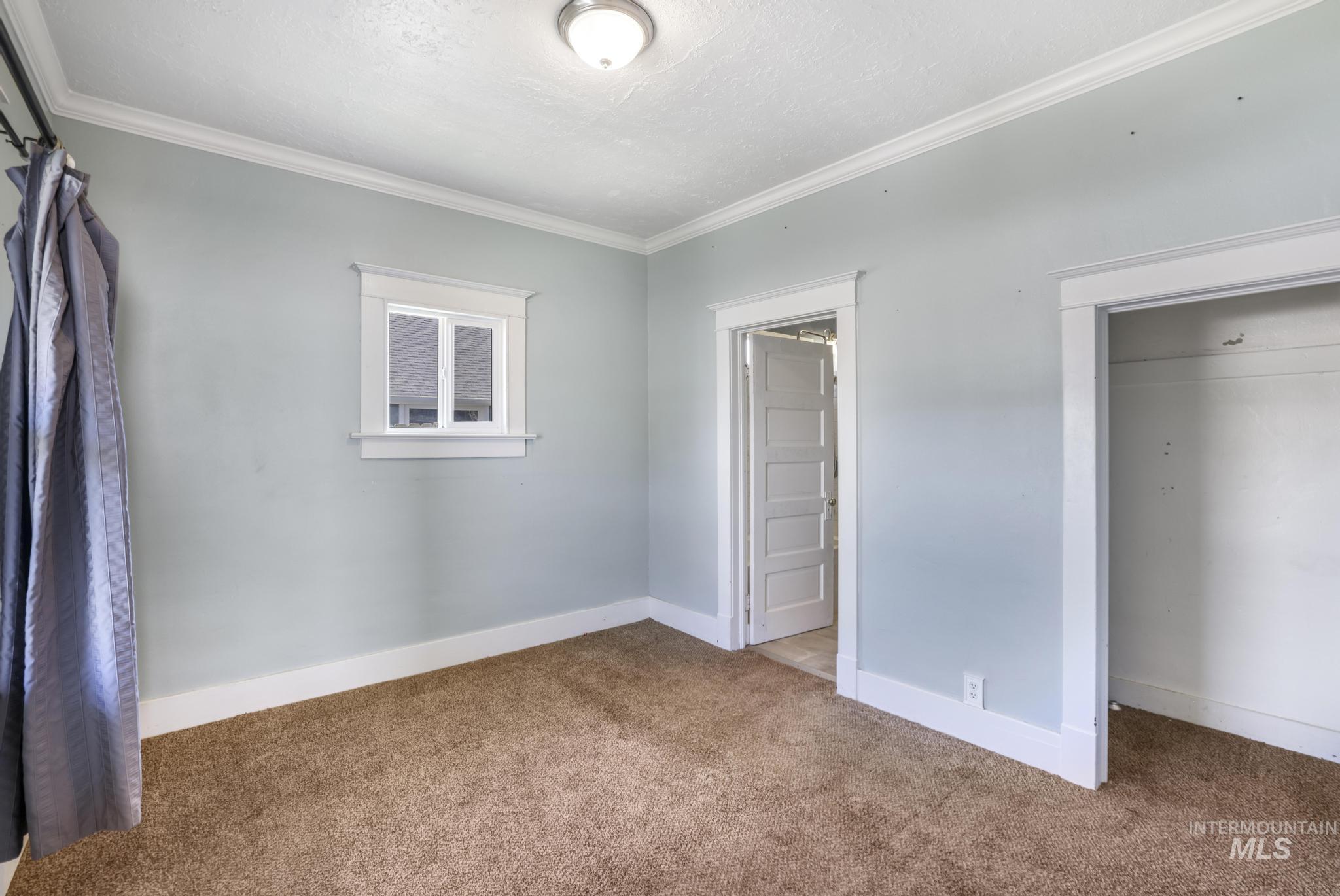 520 E 2nd Ave, Twin Falls, Idaho 83301, 3 Bedrooms, 2 Bathrooms, Residential For Sale, Price $264,000,MLS 98959032