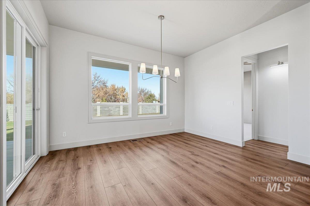 7186 E Chicken Hawk Loop, Nampa, Idaho 83686, 3 Bedrooms, 2.5 Bathrooms, Residential For Sale, Price $779,900,MLS 98959070