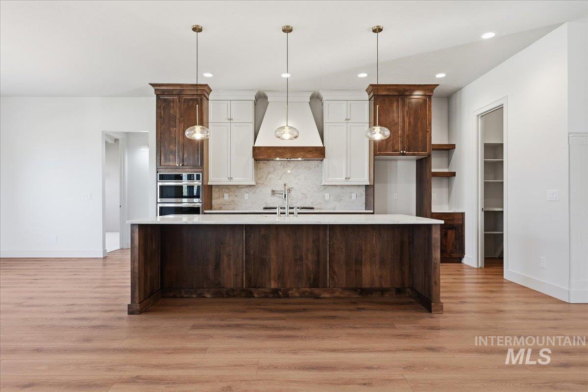 7186 E Chicken Hawk Loop, Nampa, Idaho 83686, 3 Bedrooms, 2.5 Bathrooms, Residential For Sale, Price $779,900,MLS 98959070