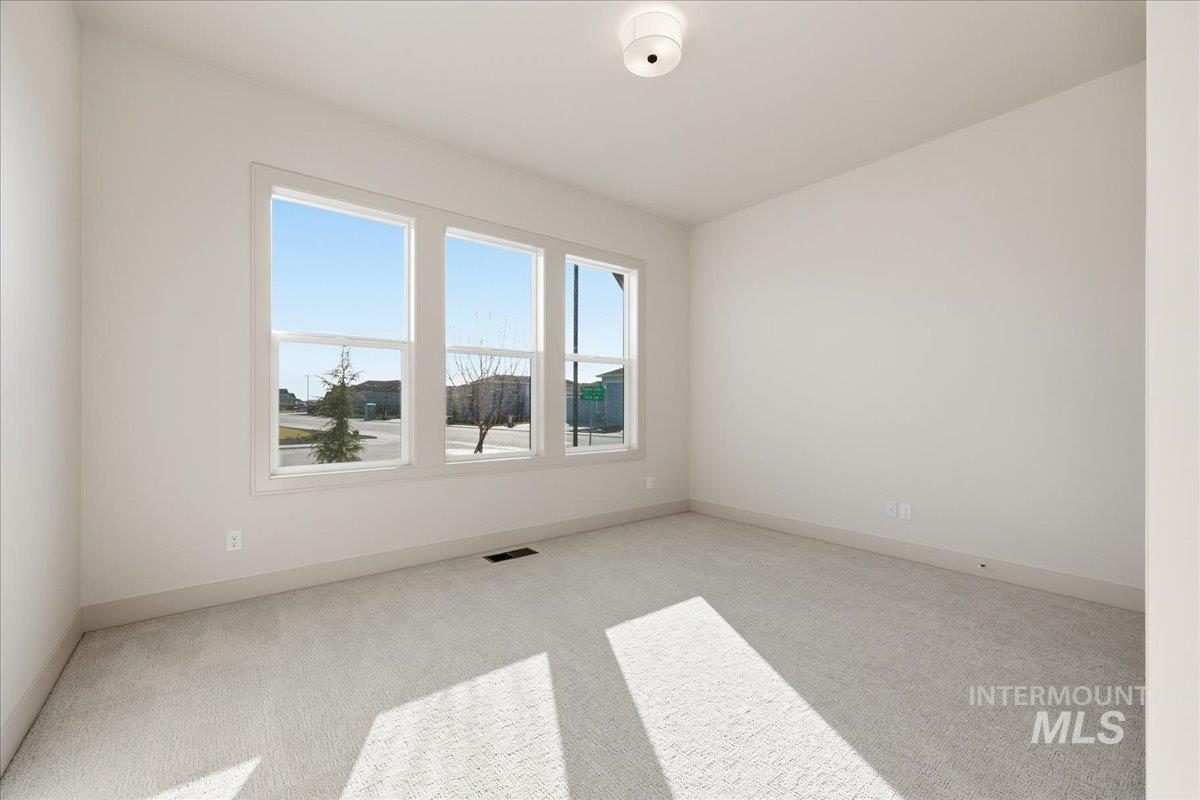 7186 E Chicken Hawk Loop, Nampa, Idaho 83686, 3 Bedrooms, 2.5 Bathrooms, Residential For Sale, Price $779,900,MLS 98959070