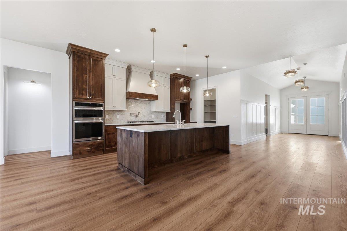 7186 E Chicken Hawk Loop, Nampa, Idaho 83686, 3 Bedrooms, 2.5 Bathrooms, Residential For Sale, Price $779,900,MLS 98959070