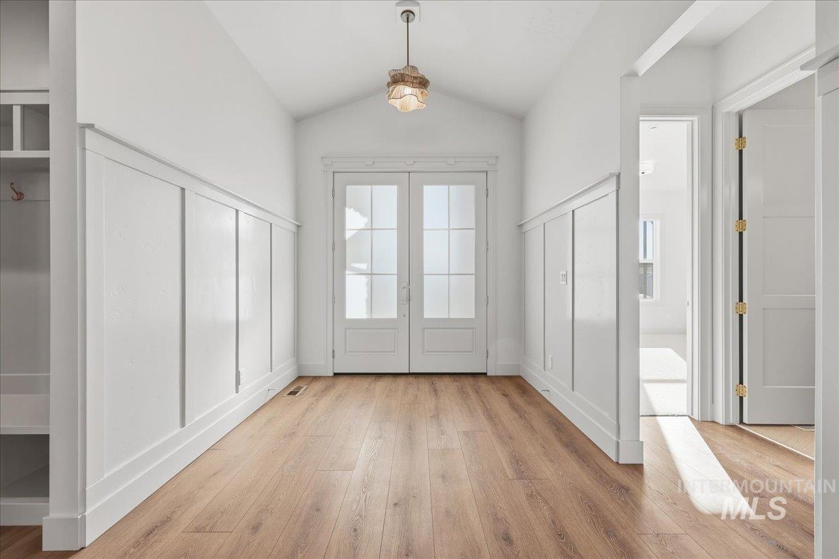 7186 E Chicken Hawk Loop, Nampa, Idaho 83686, 3 Bedrooms, 2.5 Bathrooms, Residential For Sale, Price $779,900,MLS 98959070