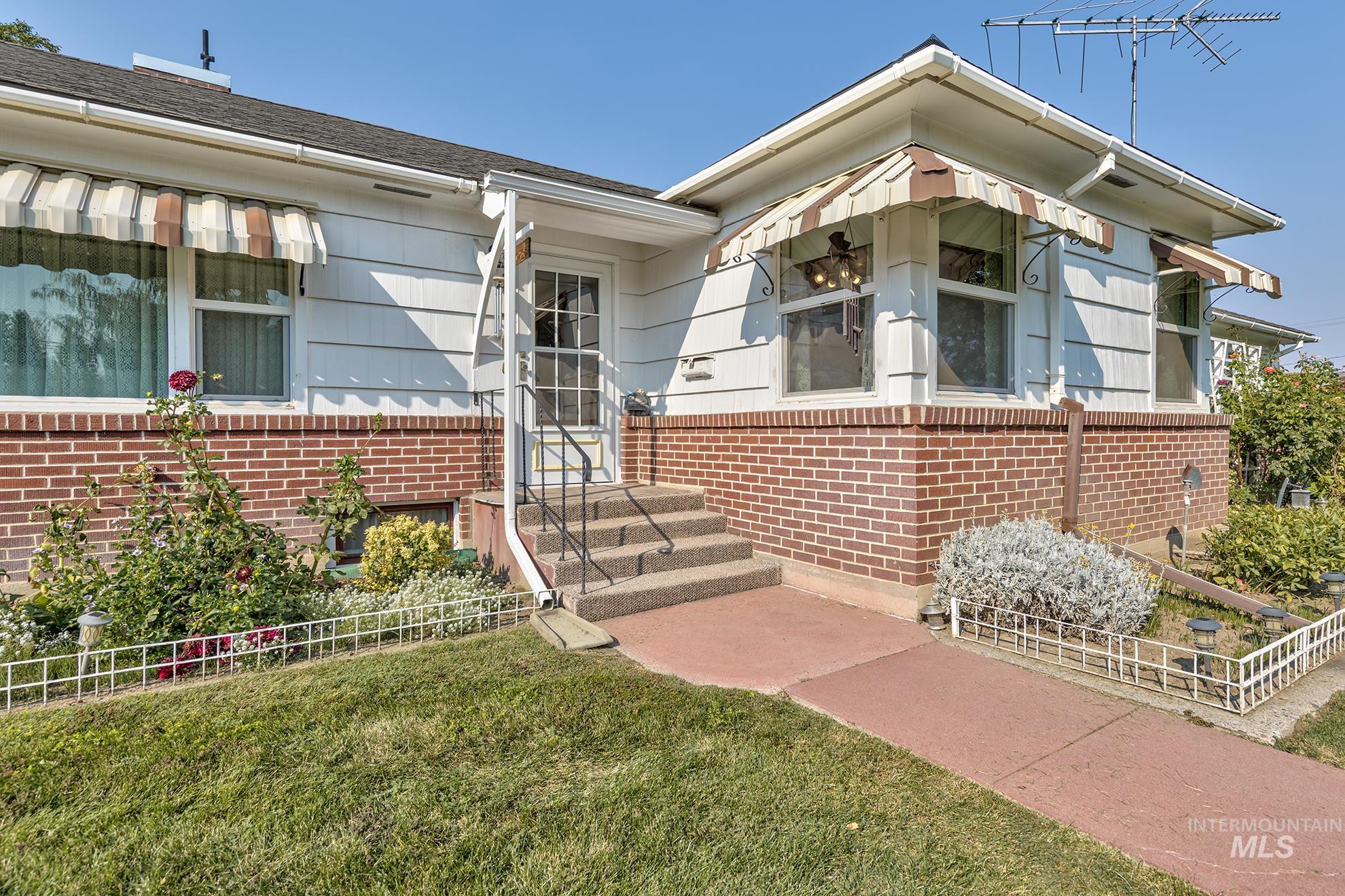 116 Pioneer Road, Weiser, Idaho 83672, 4 Bedrooms, 2 Bathrooms, Residential For Sale, Price $485,000, 98959074