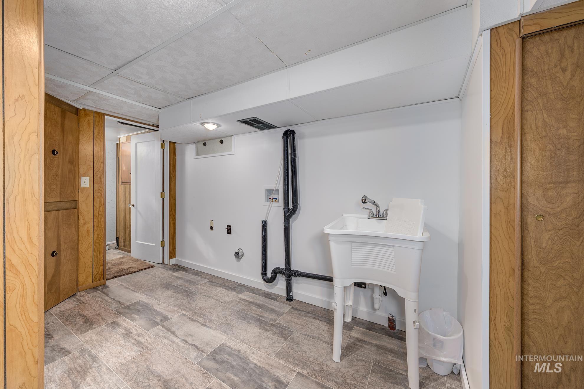 116 Pioneer Road, Weiser, Idaho 83672, 4 Bedrooms, 2 Bathrooms, Residential For Sale, Price $485,000, 98959074