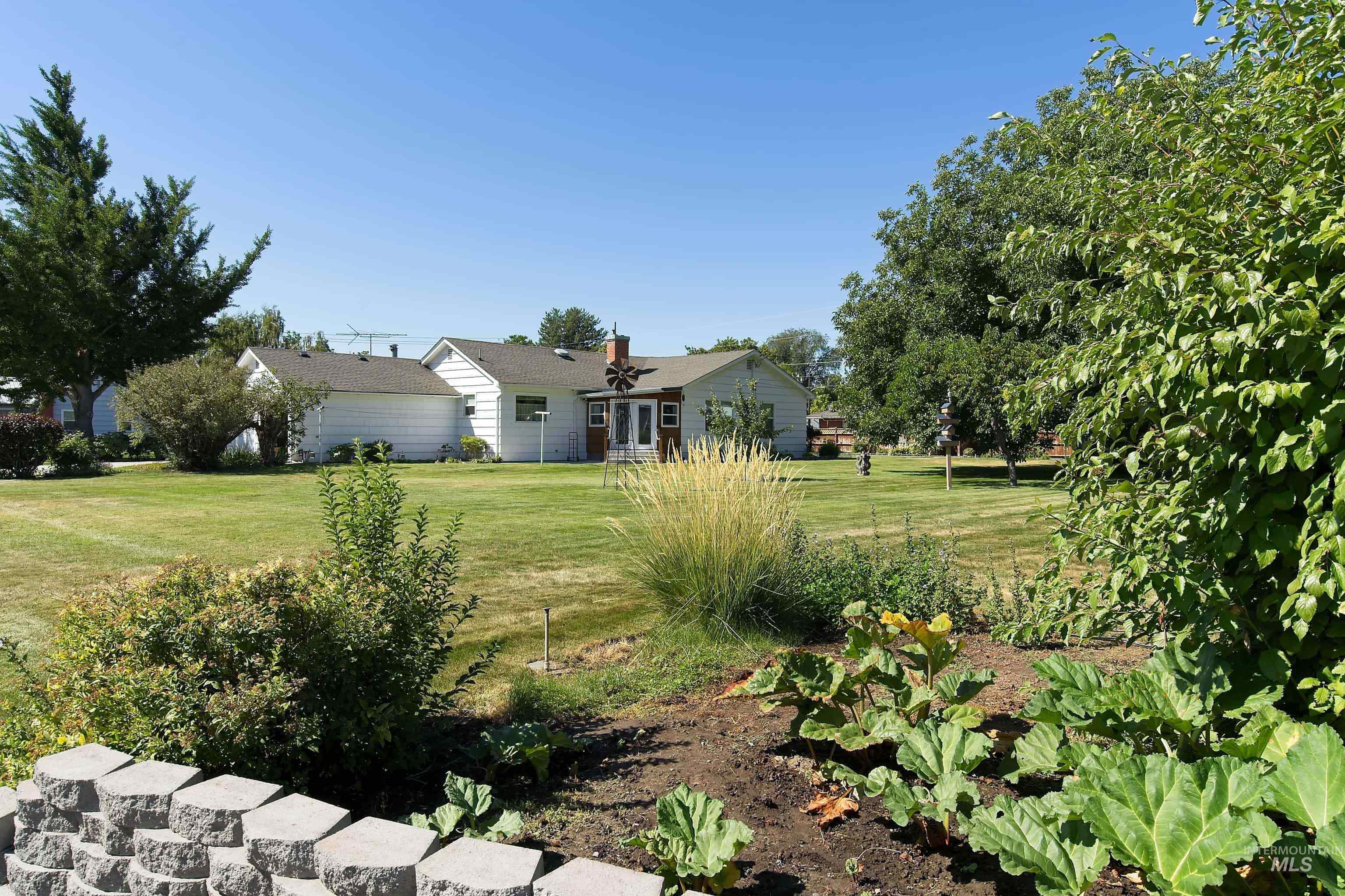 116 Pioneer Road, Weiser, Idaho 83672, 4 Bedrooms, 2 Bathrooms, Residential For Sale, Price $425,000, 98959074