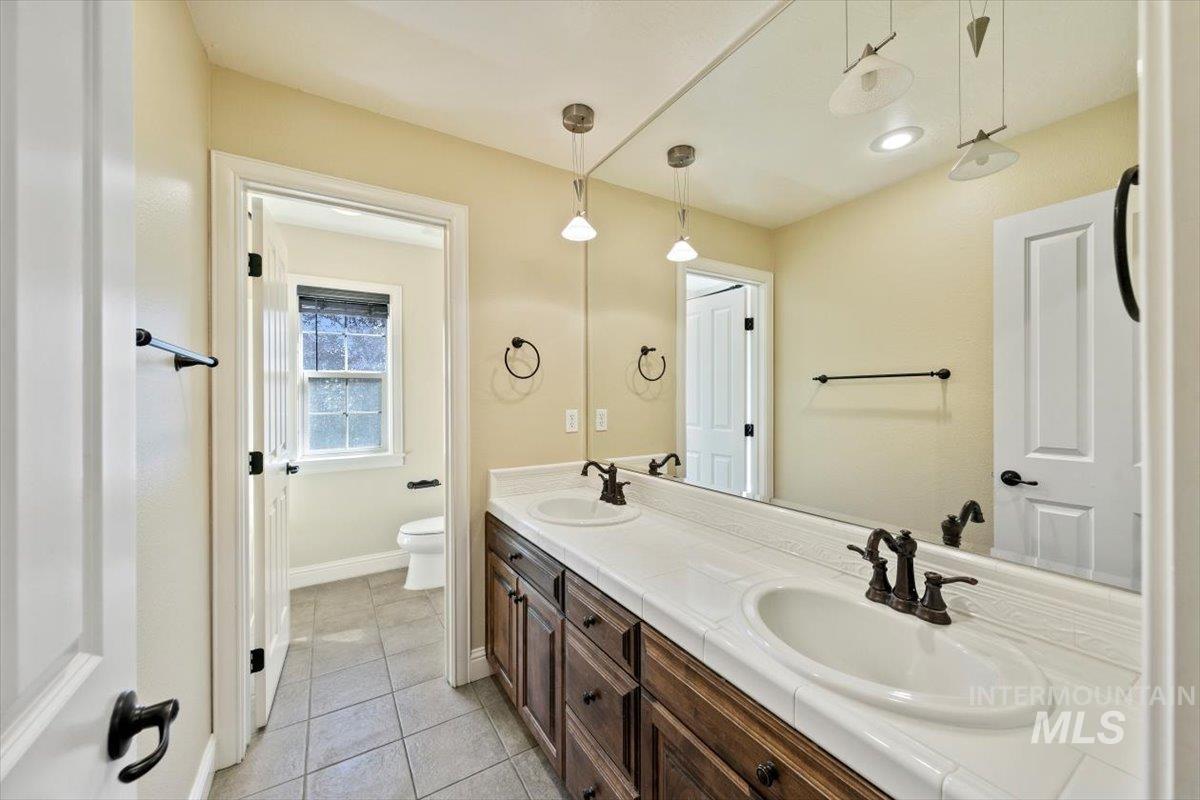 1751 W Salerno St, Meridian, Idaho 83646-5097, 3 Bedrooms, 2.5 Bathrooms, Residential For Sale, Price $690,000,MLS 98959081